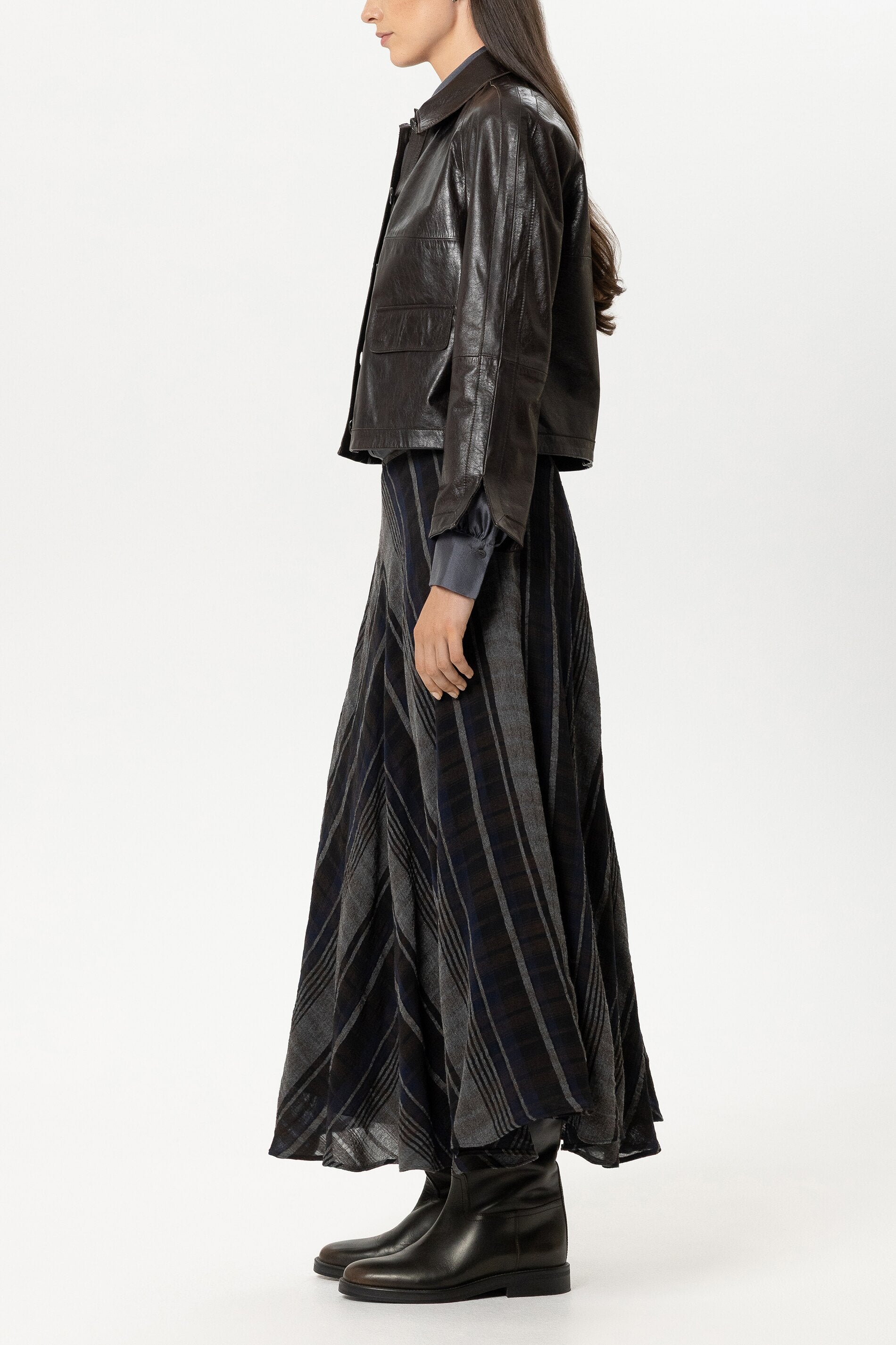 Lammnappa-Lederjacke - truffle - Standard | Model Seite