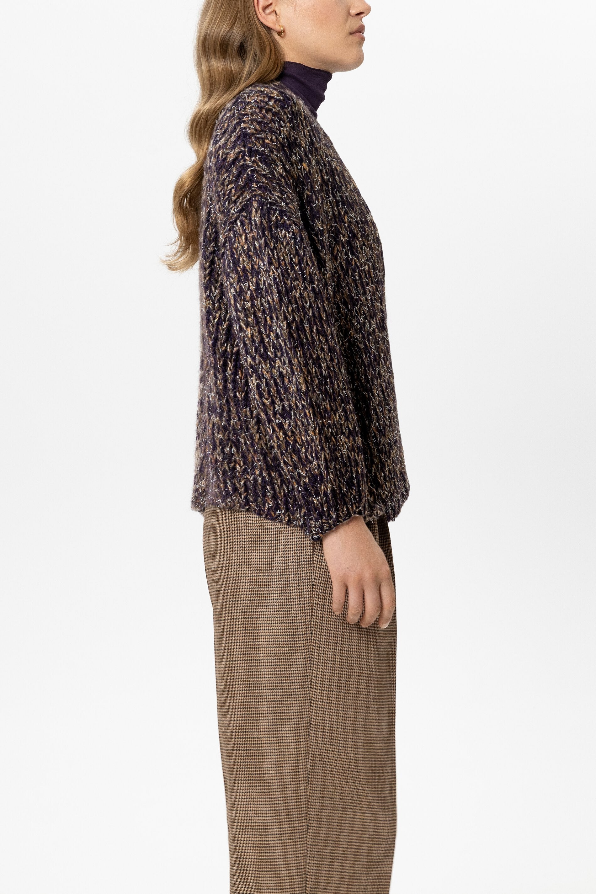Cardigan mit Mouliné-Struktur - plum - Standard | Model Seite