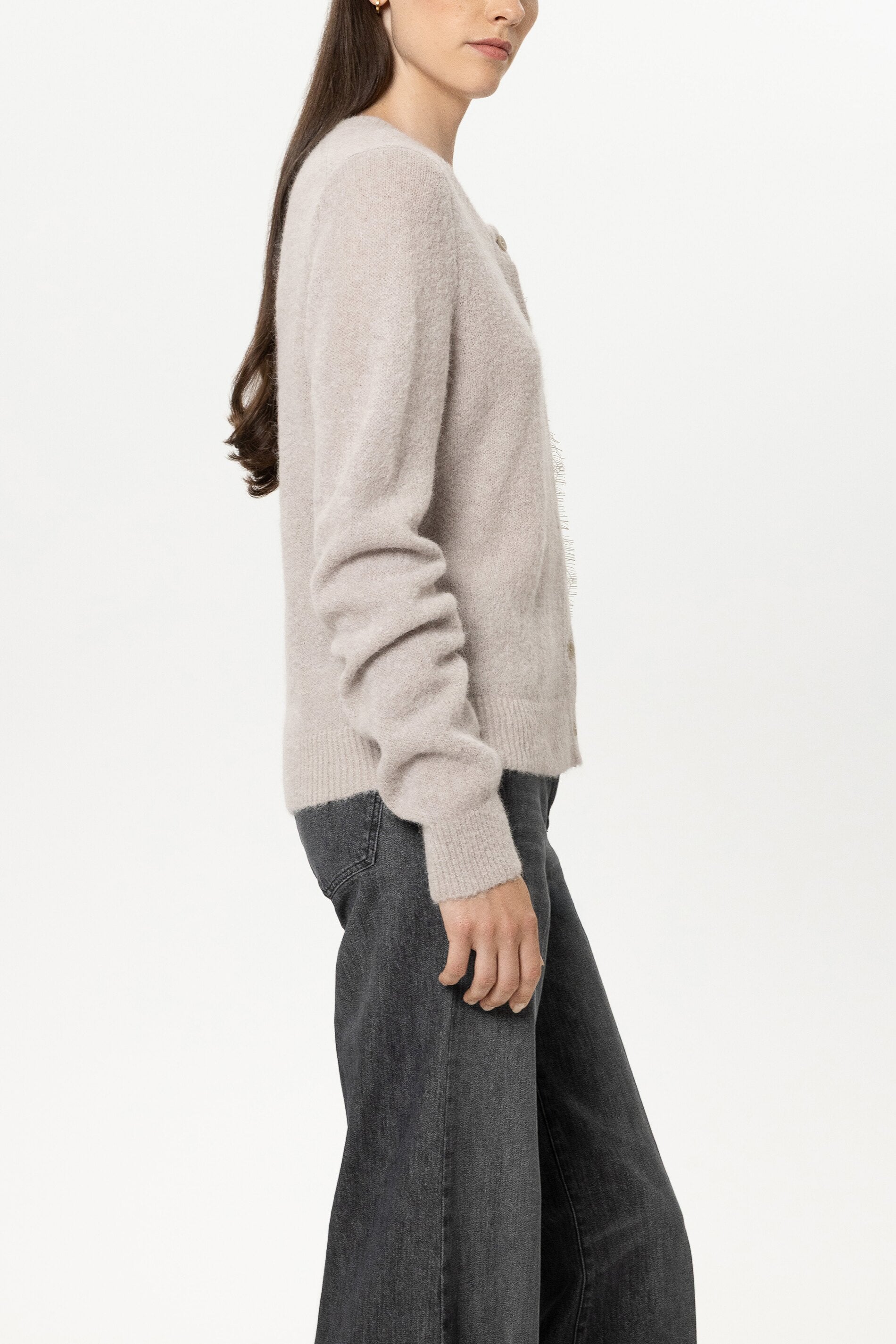 Cardigan mit Spitzendetail - pearl - Standard | Model Seite
