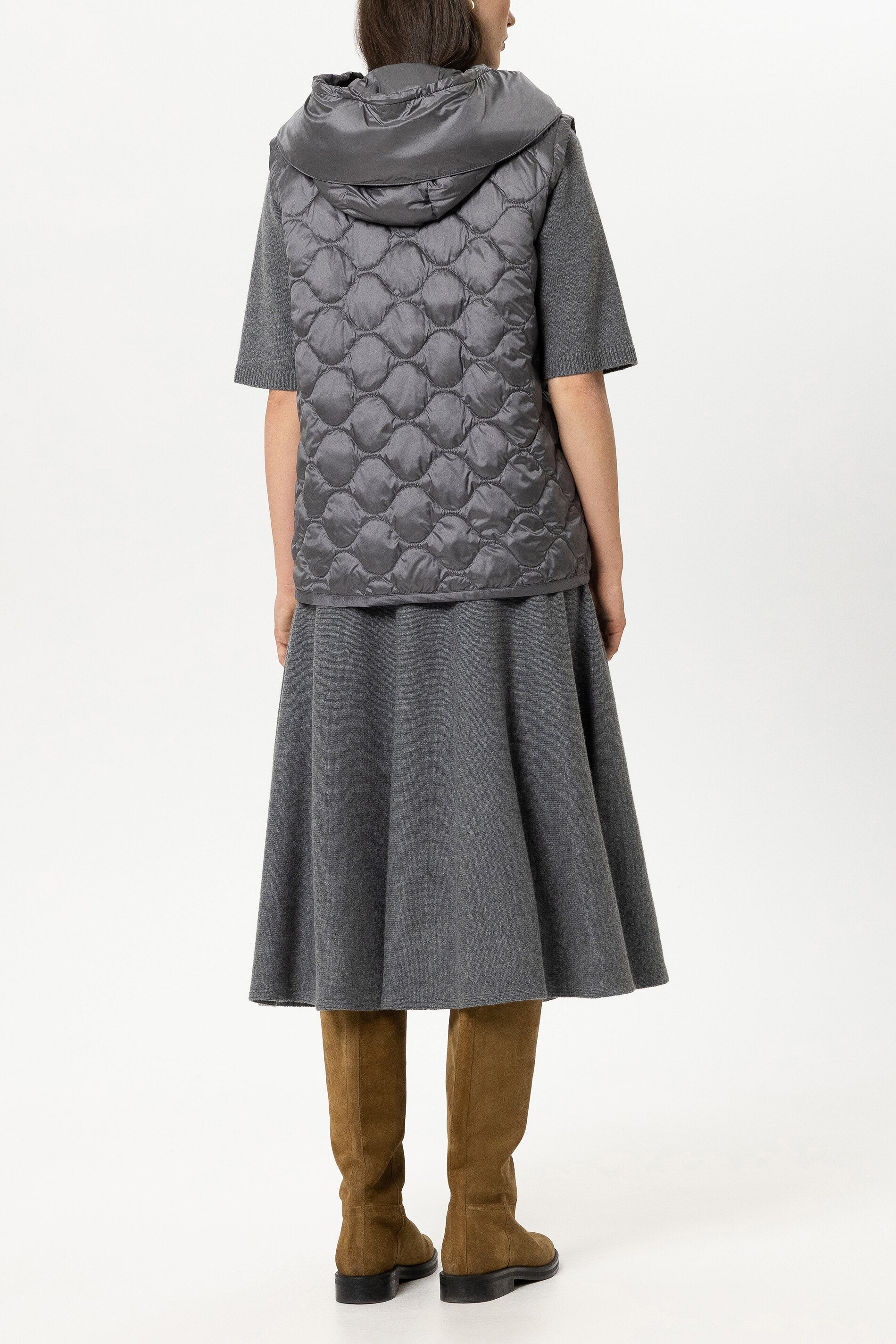 Daunen-Outdoorweste - heather grey - Standard | Model Rück