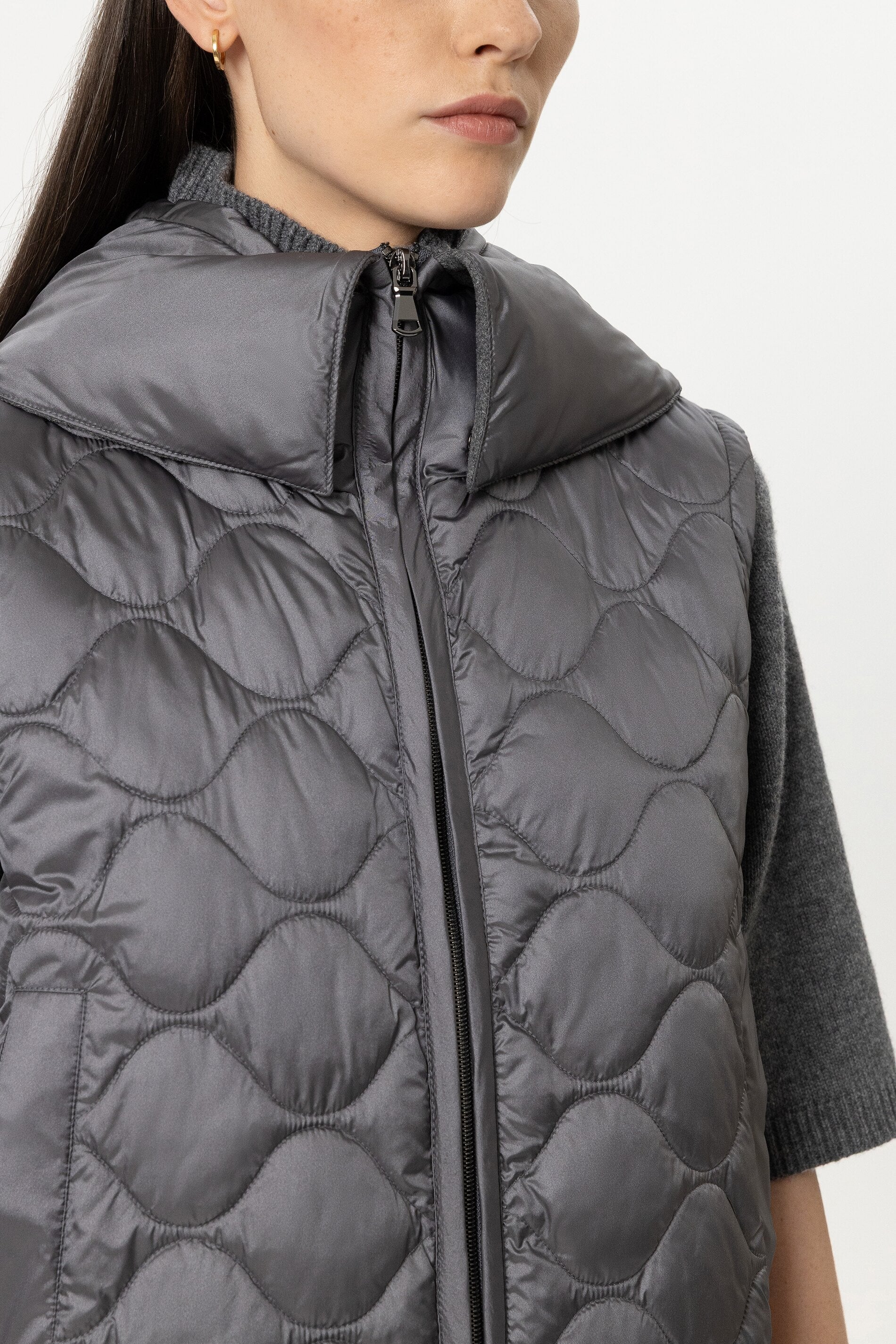 Daunen-Outdoorweste - heather grey - Standard | Model Detail