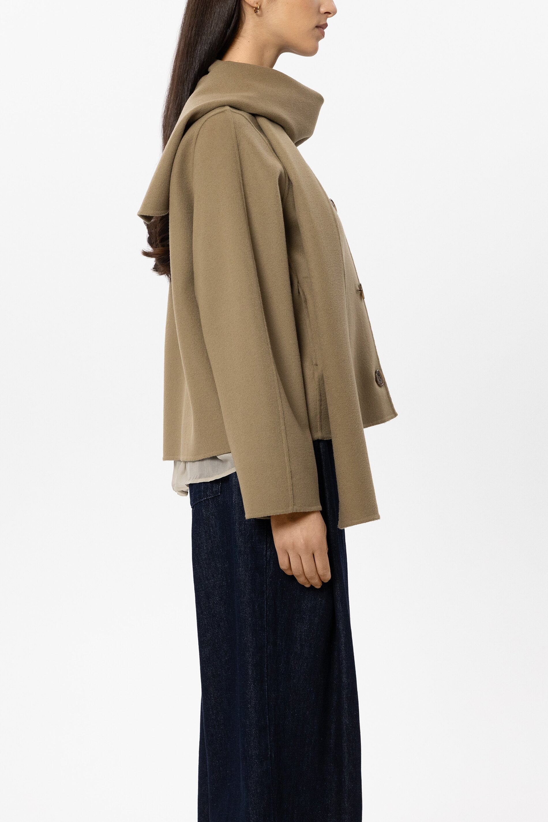 Doubleface-Jacke mit Schal - salbei - Standard | Model Seite