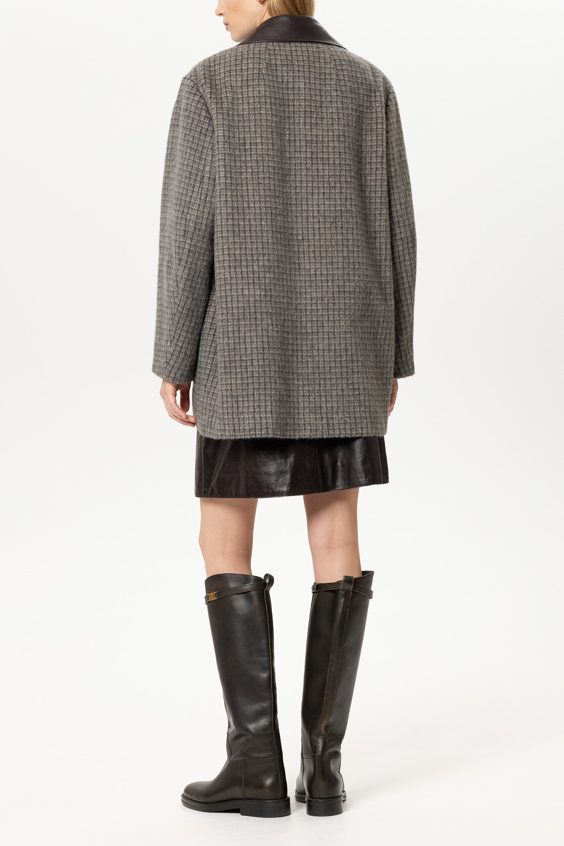 Karo-Kurzmantel aus Woll-Mix - heather grey - Standard | Model Rück