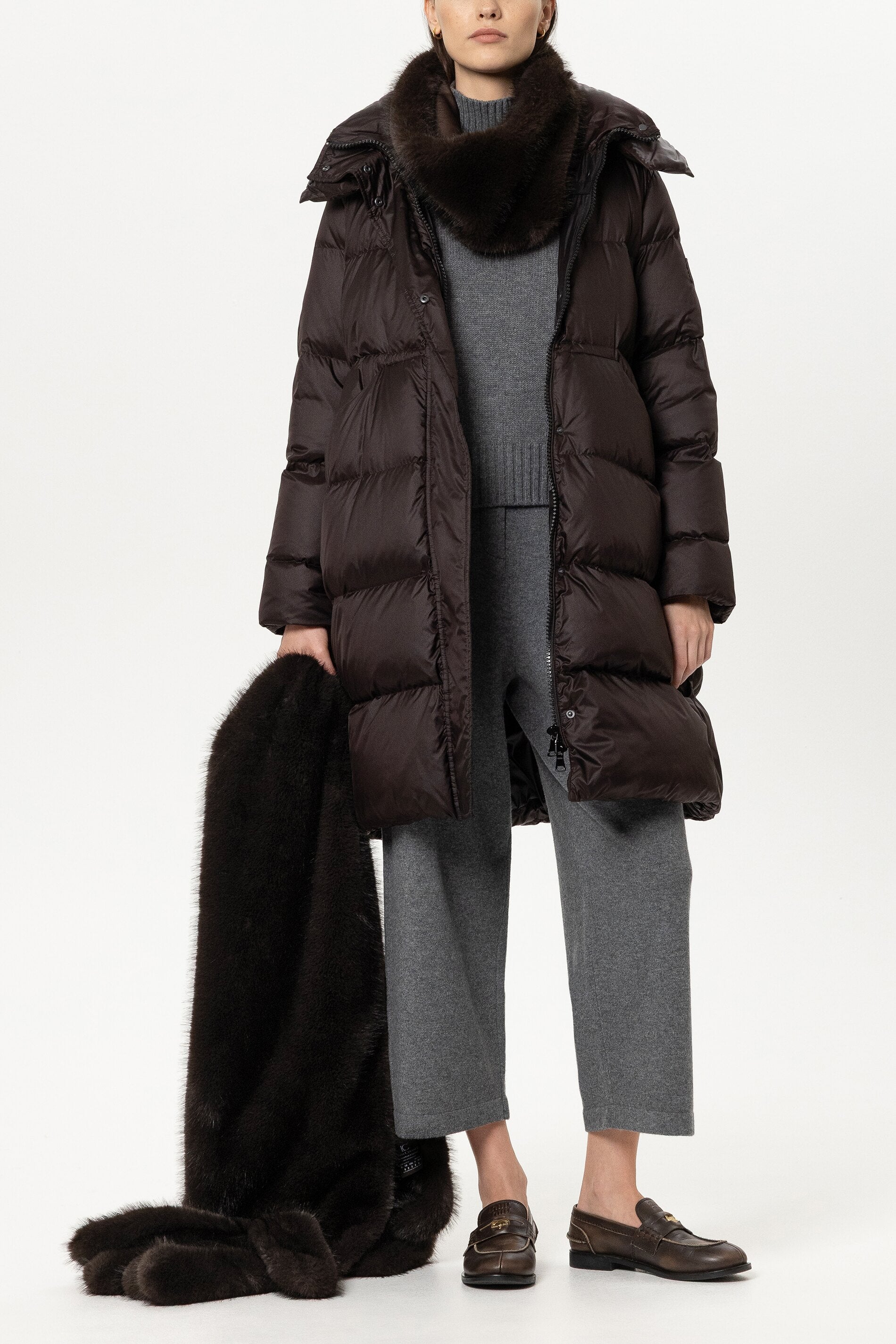 Daunen-Outdoormantel - truffle - Standard | Model Front