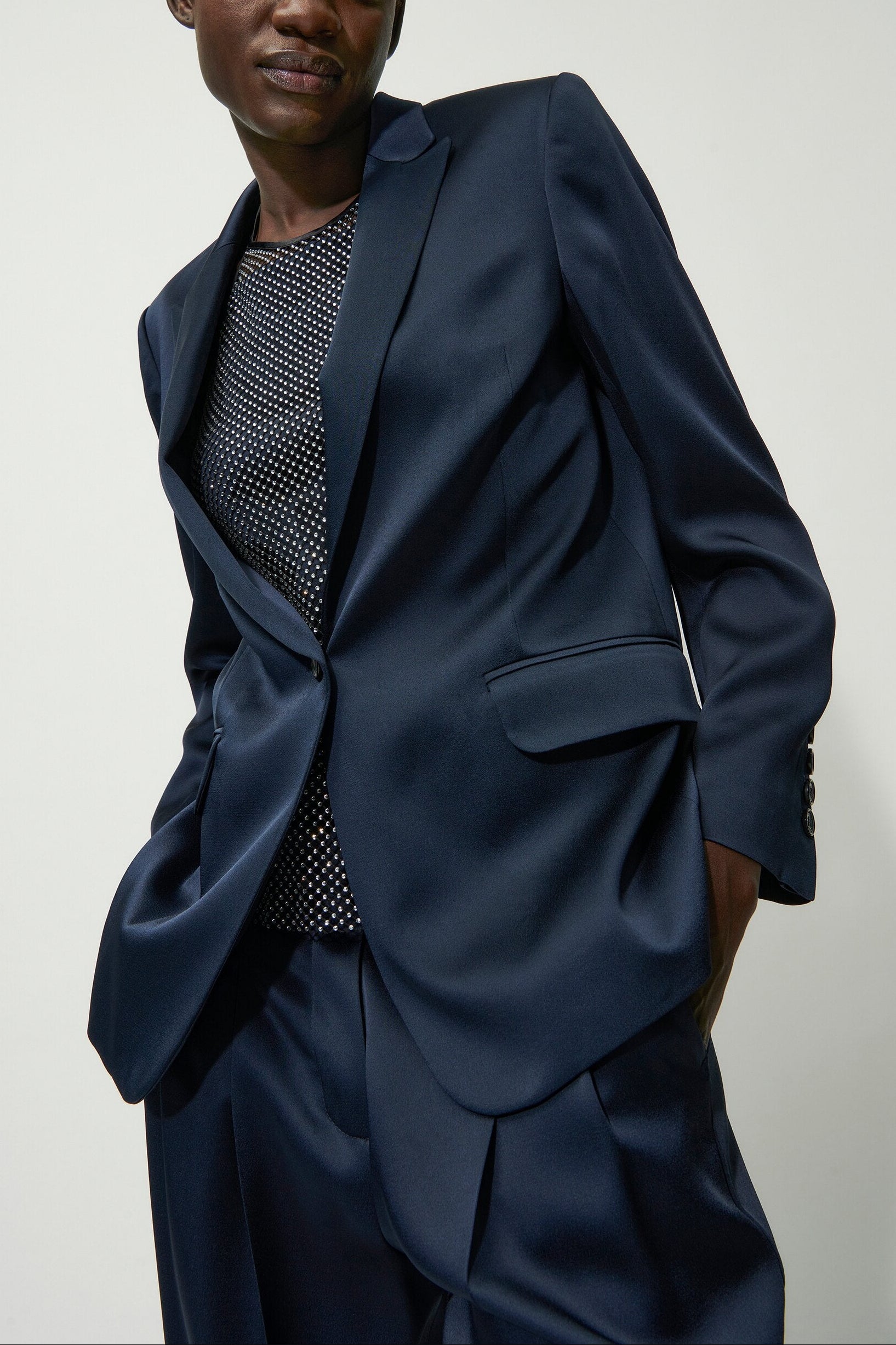 Satin-Ein-Knopf-Blazer - petrol blue - Standard | Model Front