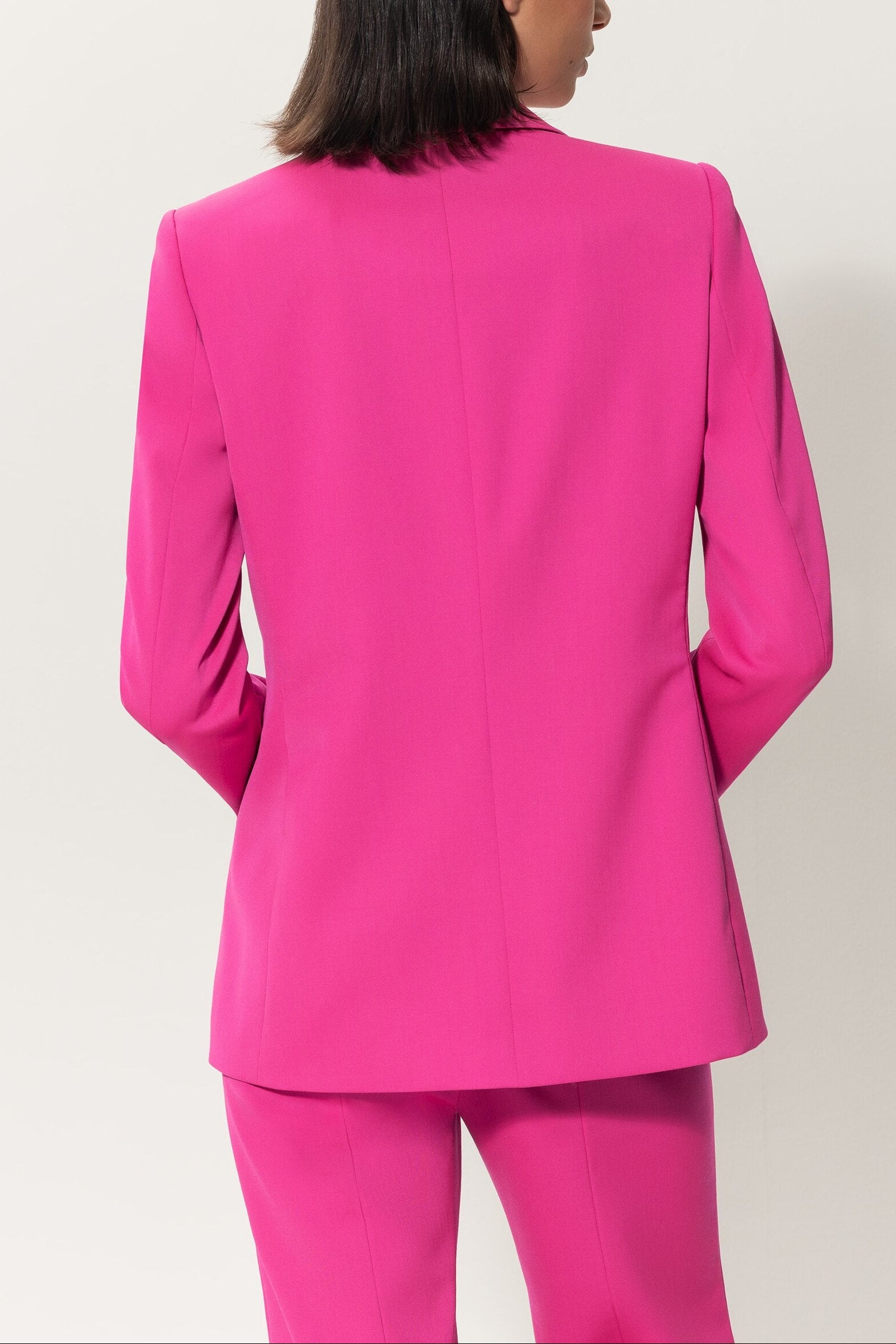 Zweireihiger Blazer - magenta pink - Standard | Model Rück