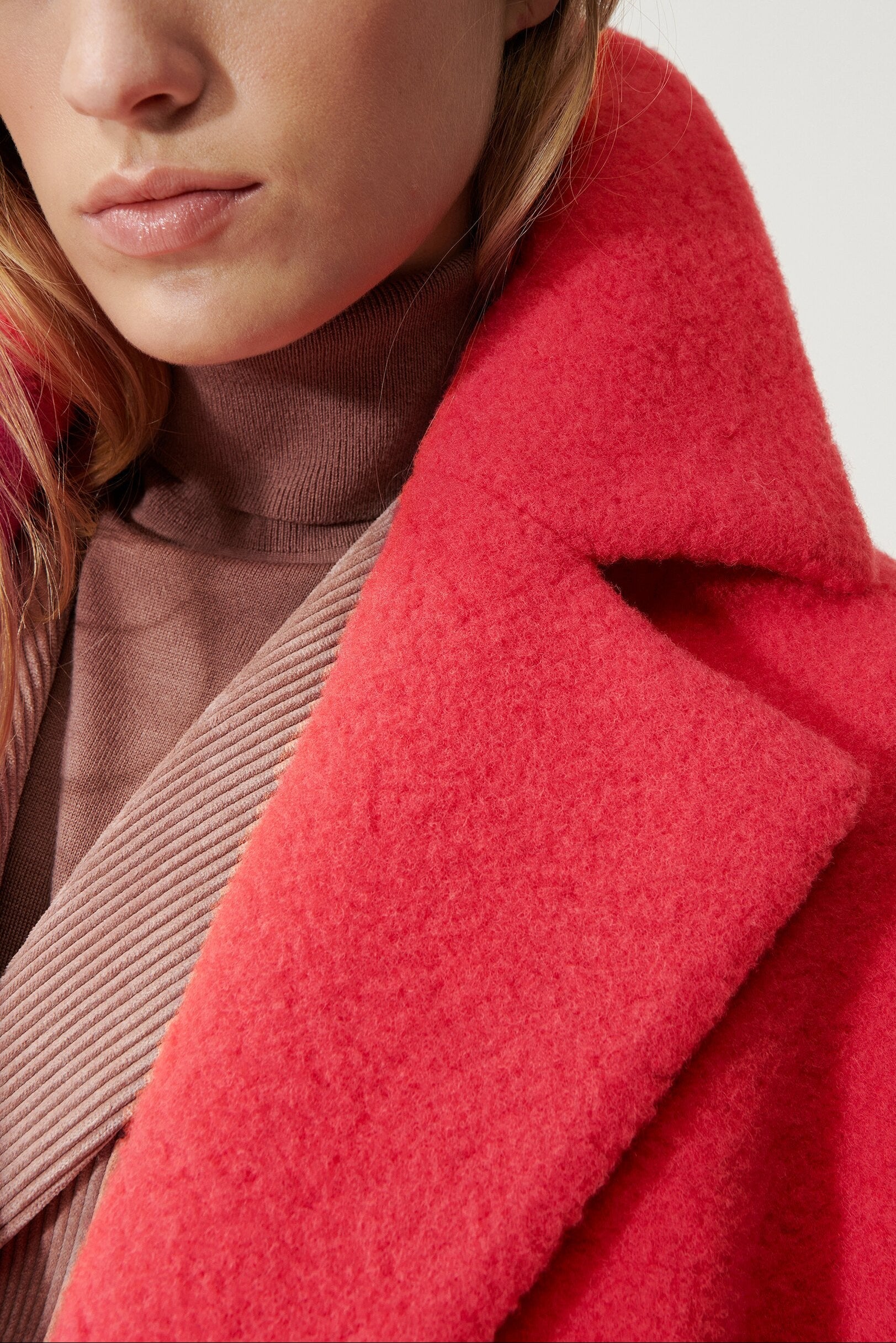 Mantel aus Woll-Mix - bright red - lange Version | Model Detail