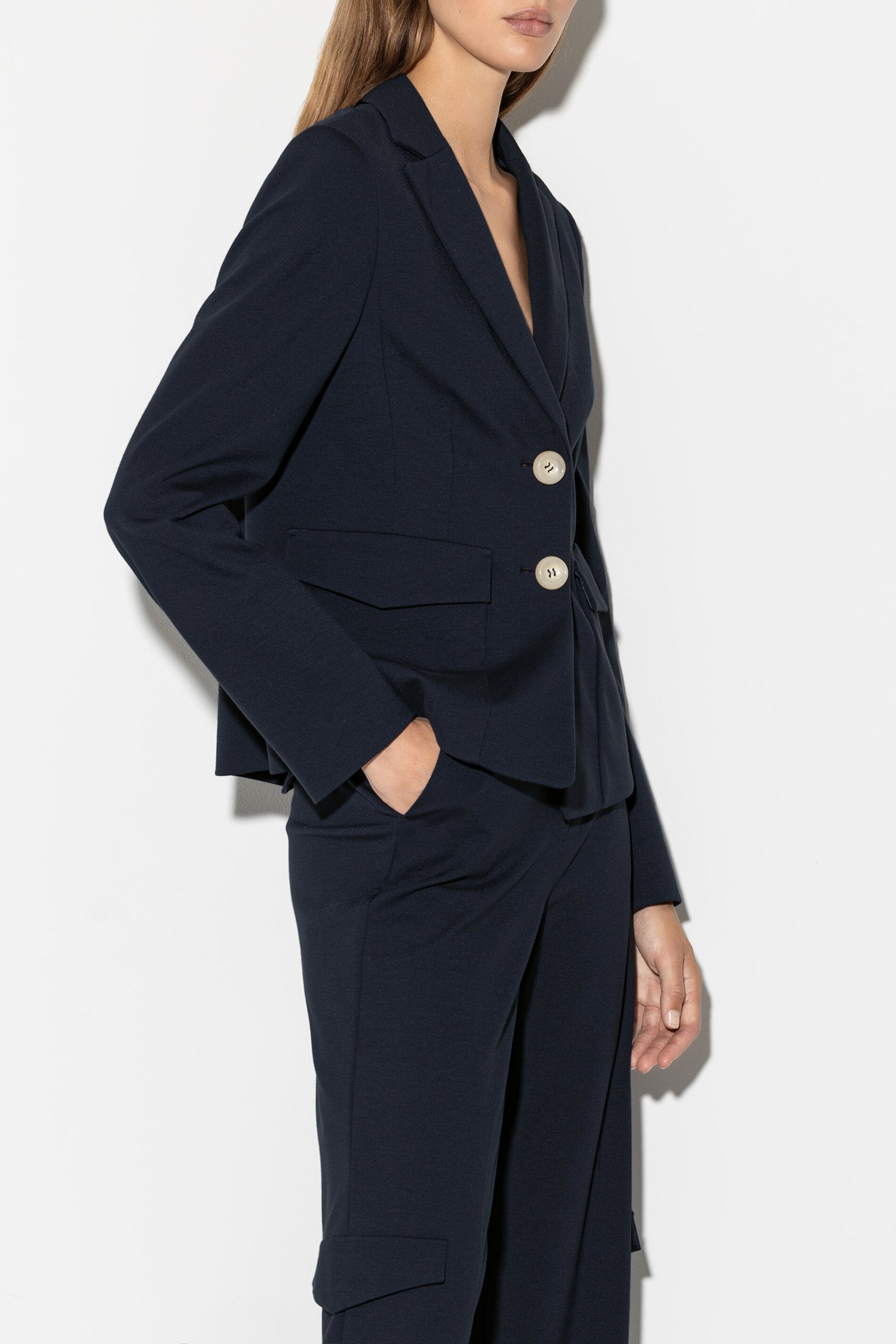 Blazer aus Punto-Milano - dark navy - Standard | Model Seite