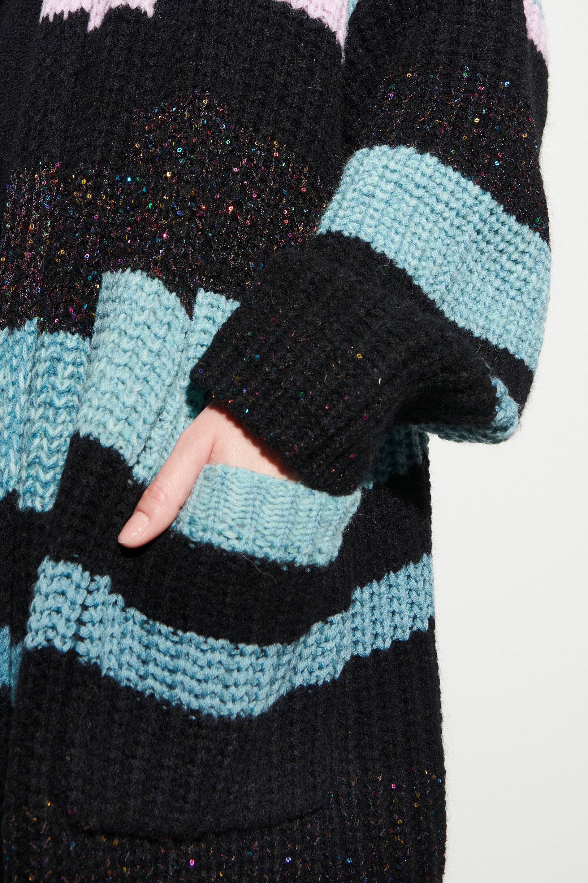 Streifen-Cardigan aus Woll-Mix - multi - Standard | Model Detail