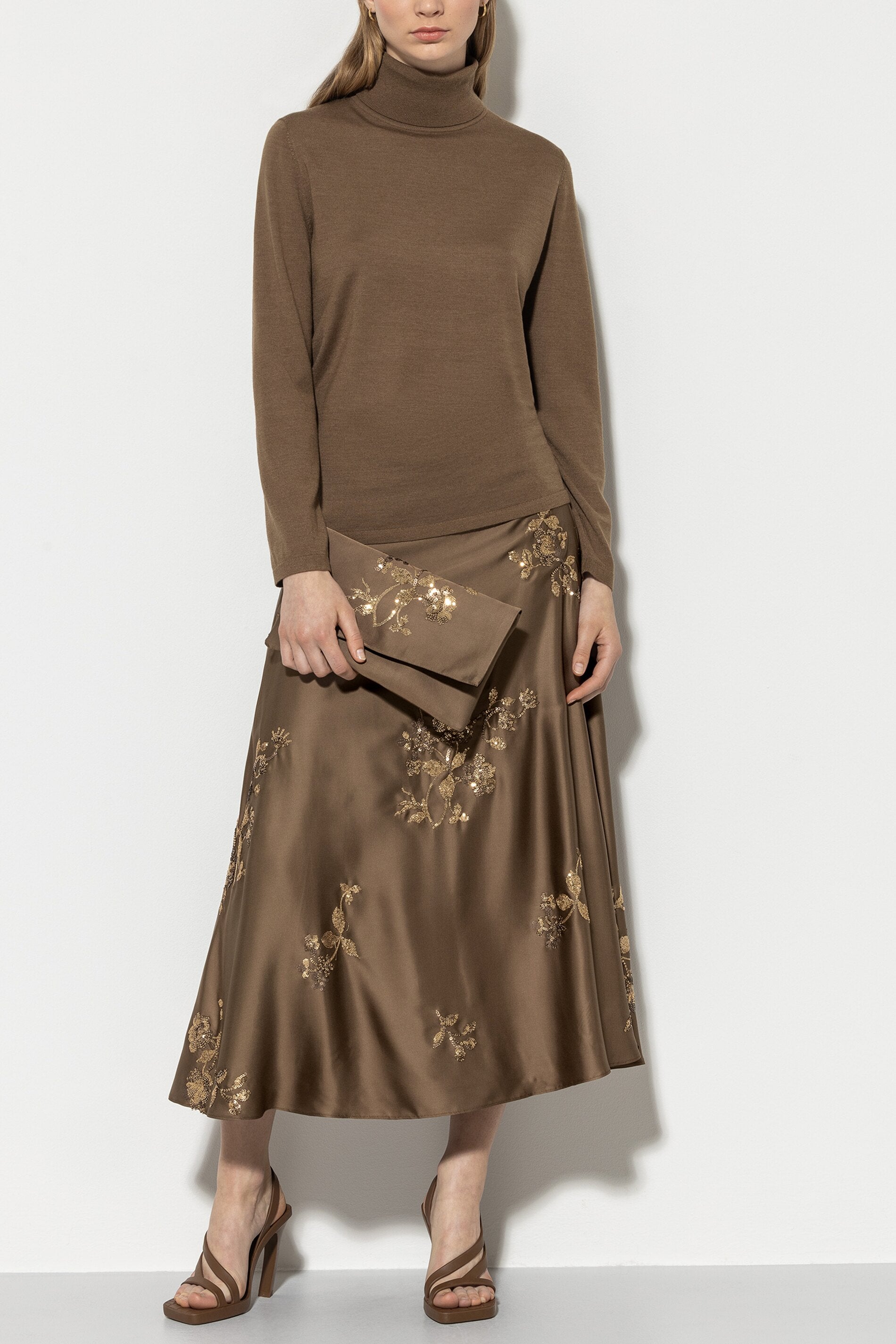 Pailletten-Rock - tobacco - Standard | Model Front