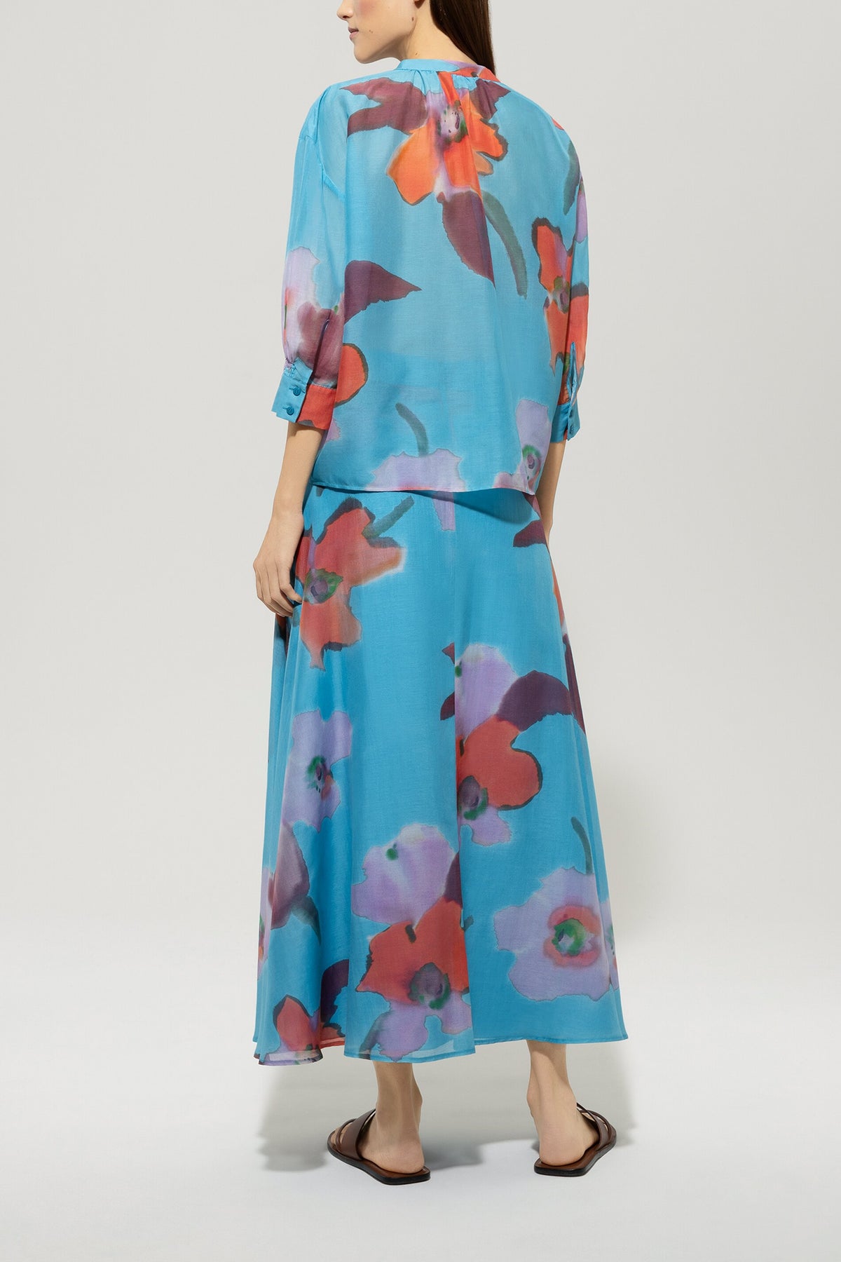 Bahnenrock mit Hibiskus-Print - multi - Standard | Model Rück