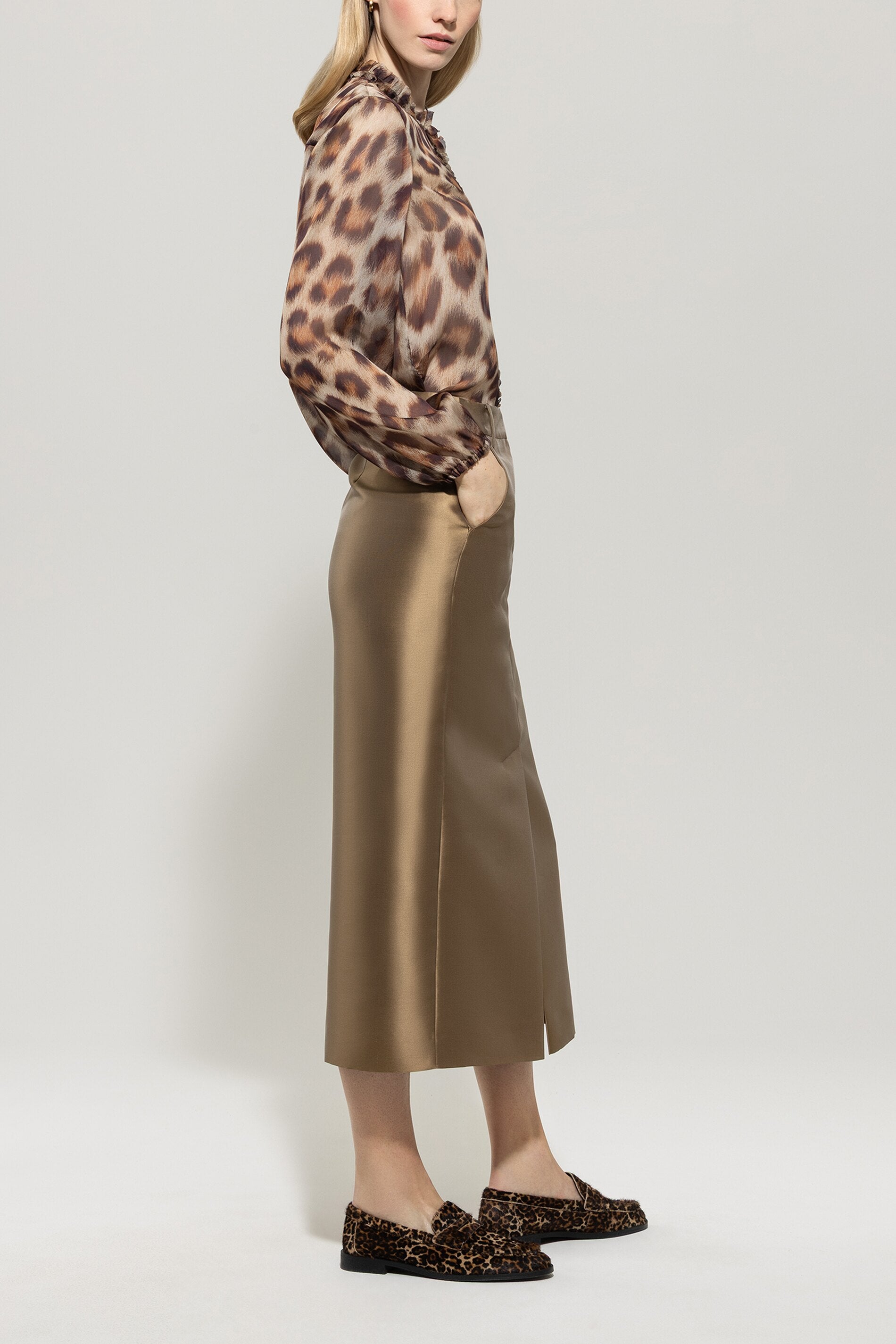 Taft-Rock - hanf - Standard | Model Seite