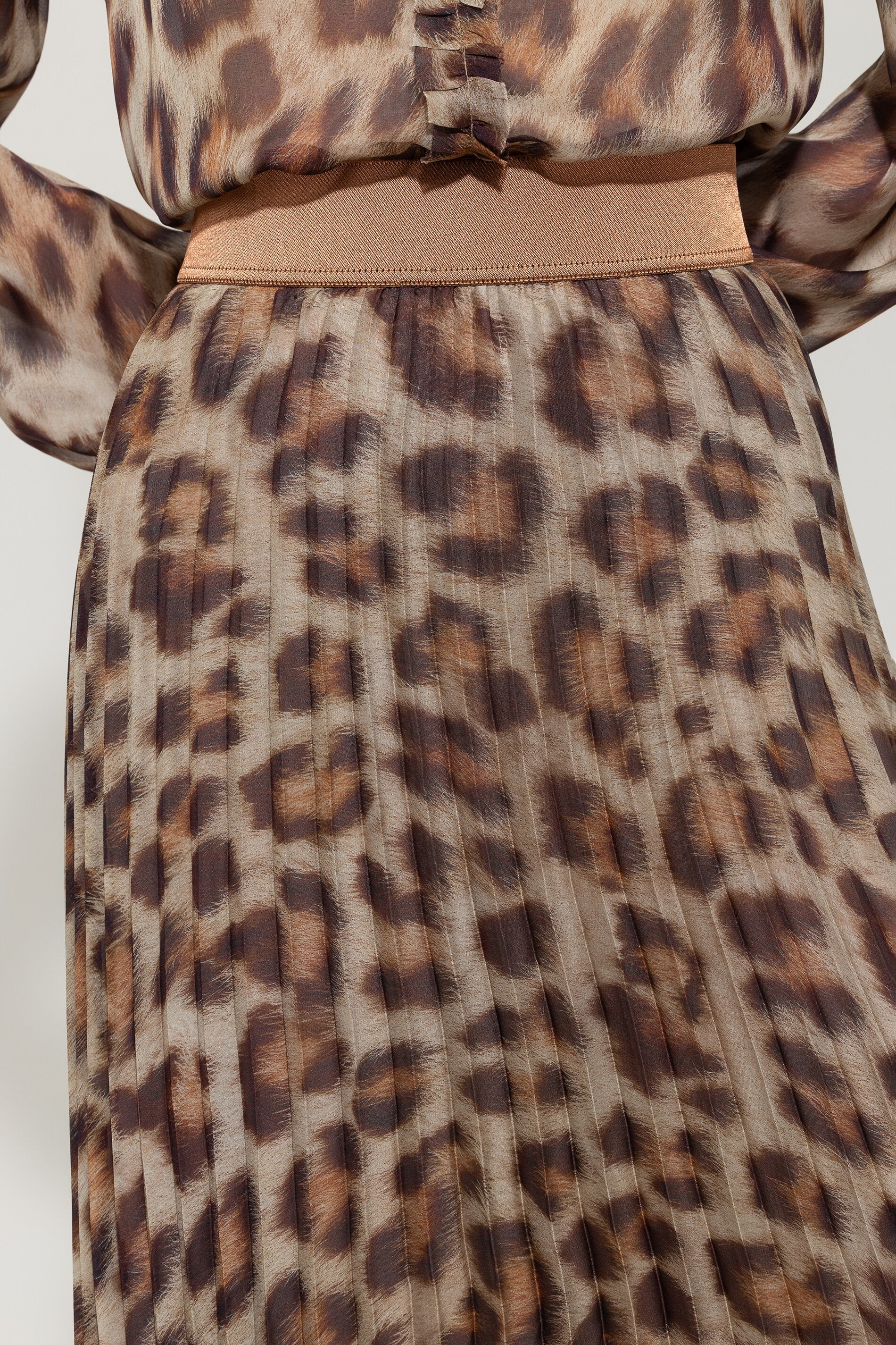 Plissee-Rock mit Animal-Print - multi - Standard | Model Detail