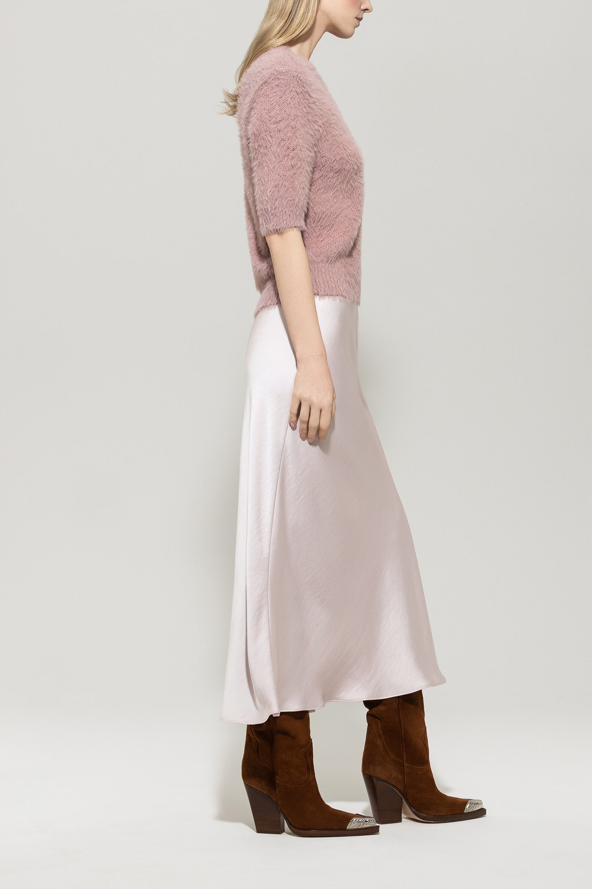 Satin-Rock - creamy powder - Standard | Model Seite