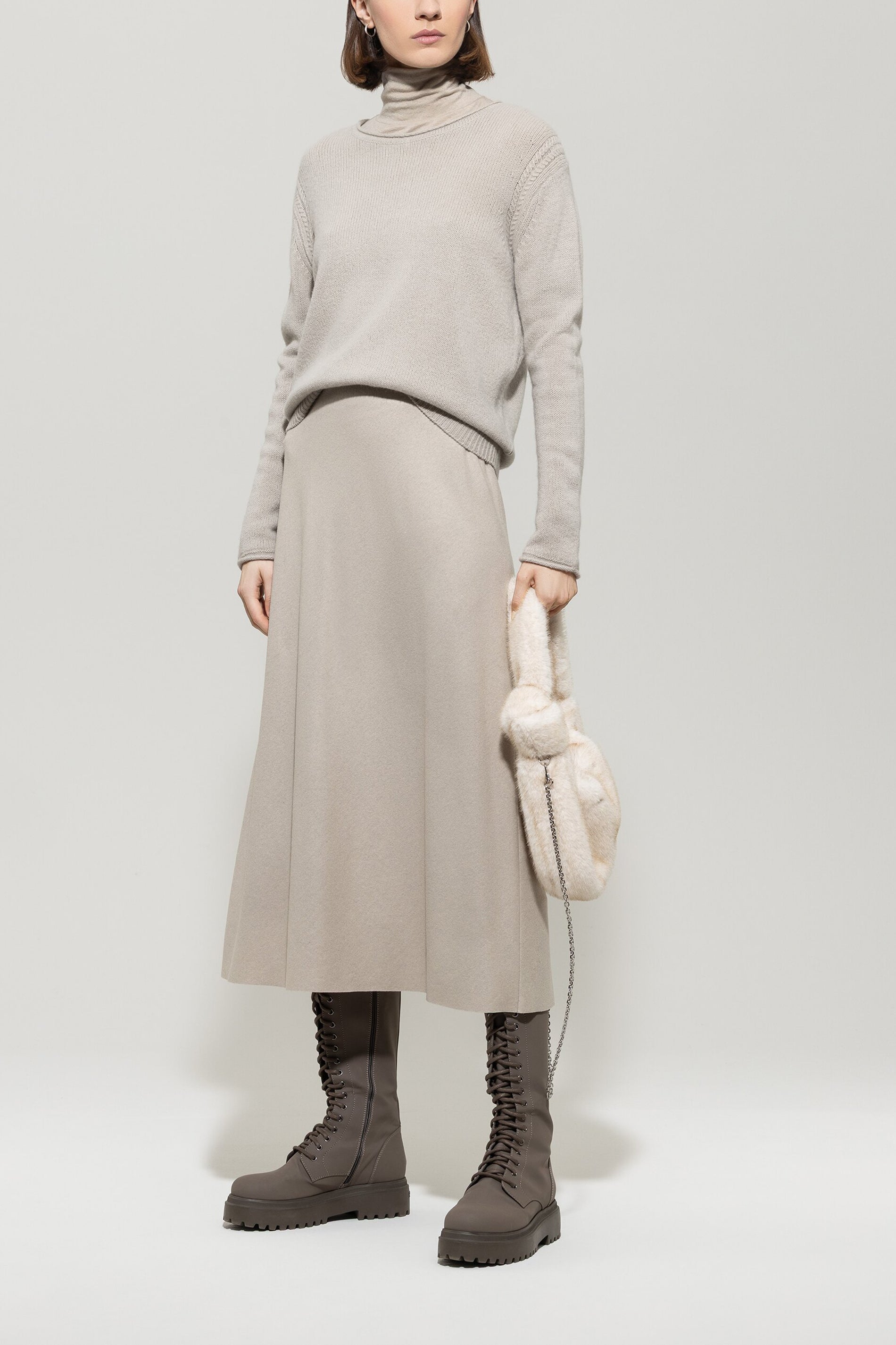 Flanell-Midirock - oyster - Standard | Model Front