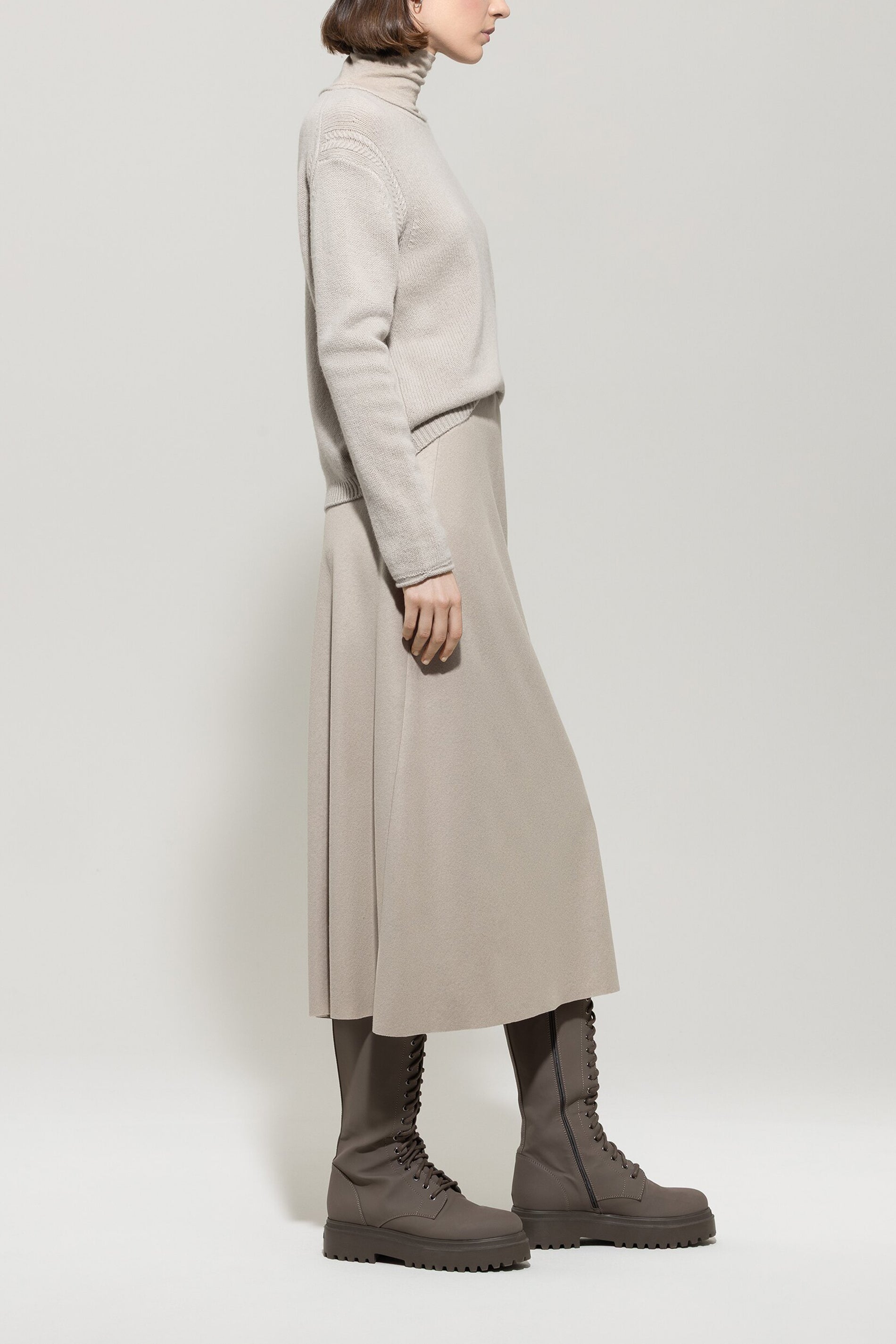 Flanell-Midirock - oyster - Standard | Model Seite