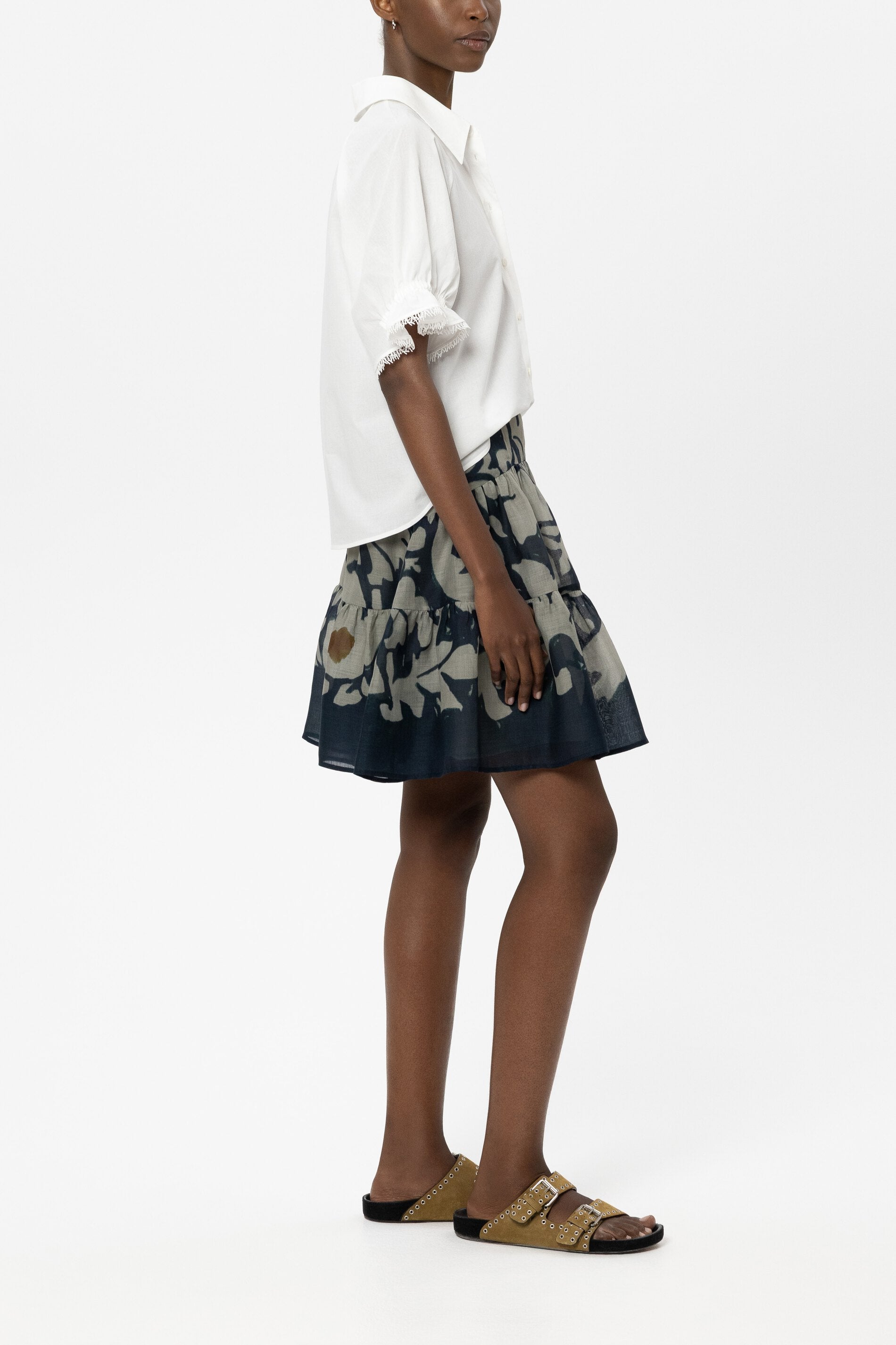 Mini-Rock mit Flower-Print - tinted blue / multi - Standard | Model Seite