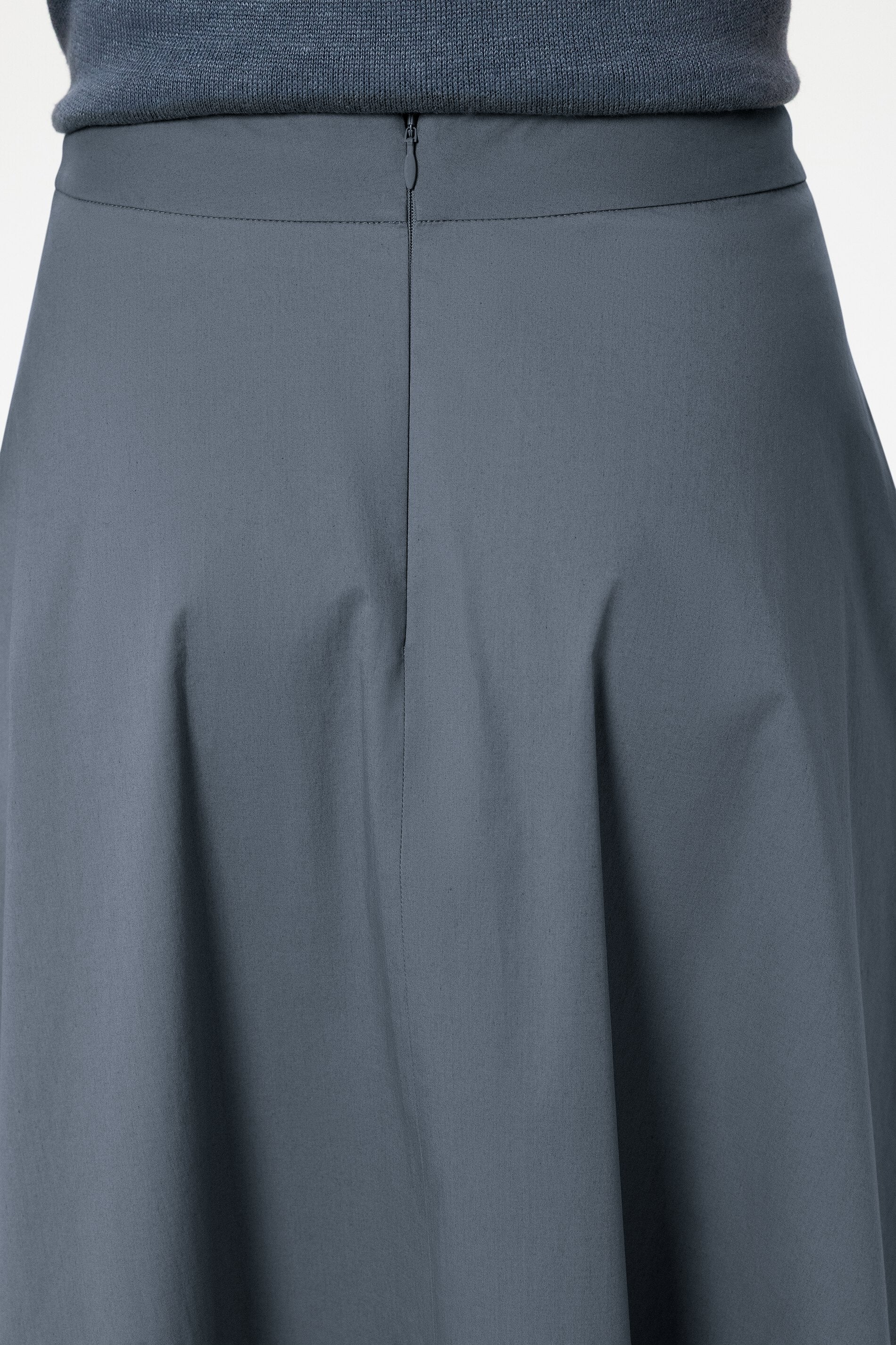 Gabardine-Rock in A-Linie - tinted blue - Standard | Model Detail
