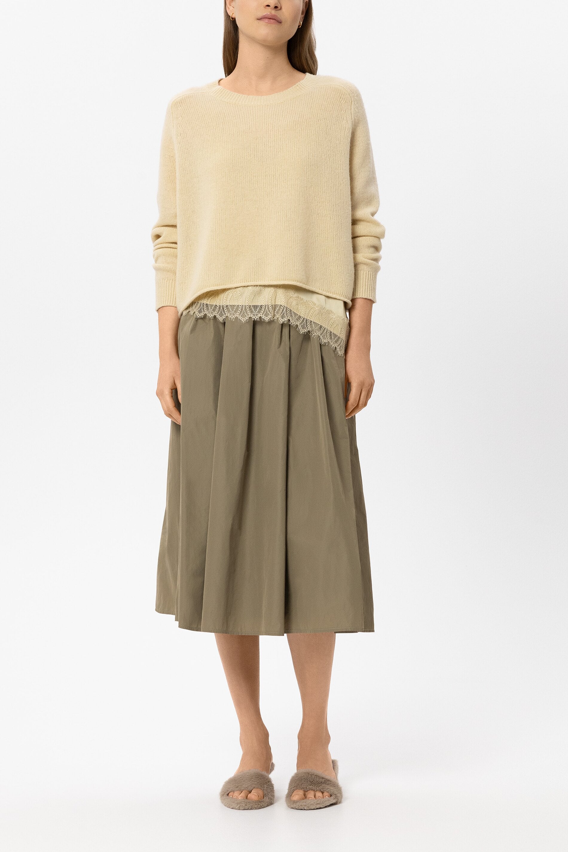 Taft-Rock - salbei - Standard | Model Front