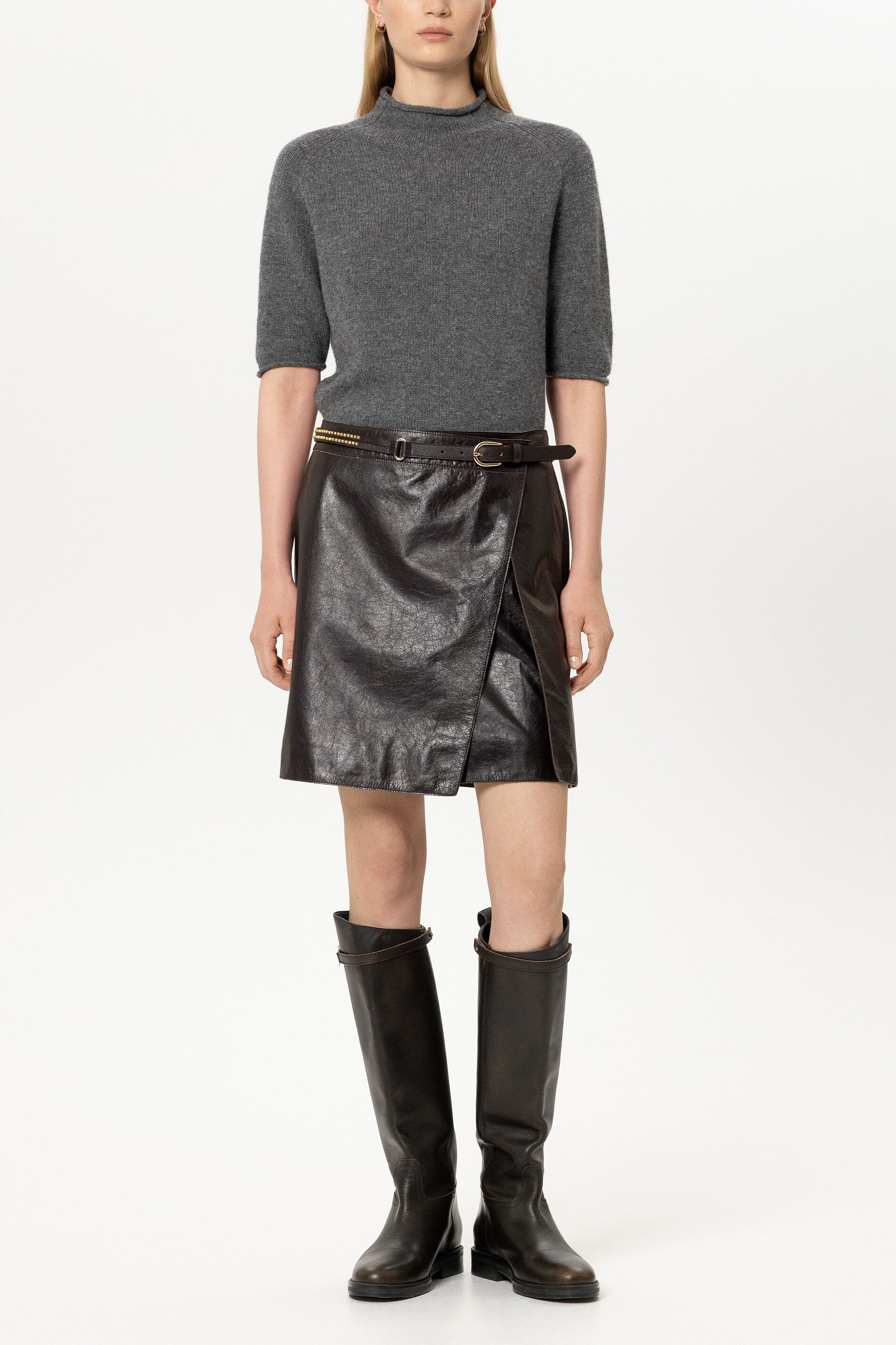 Lammnappa-Minirock - truffle - Standard | Model Front