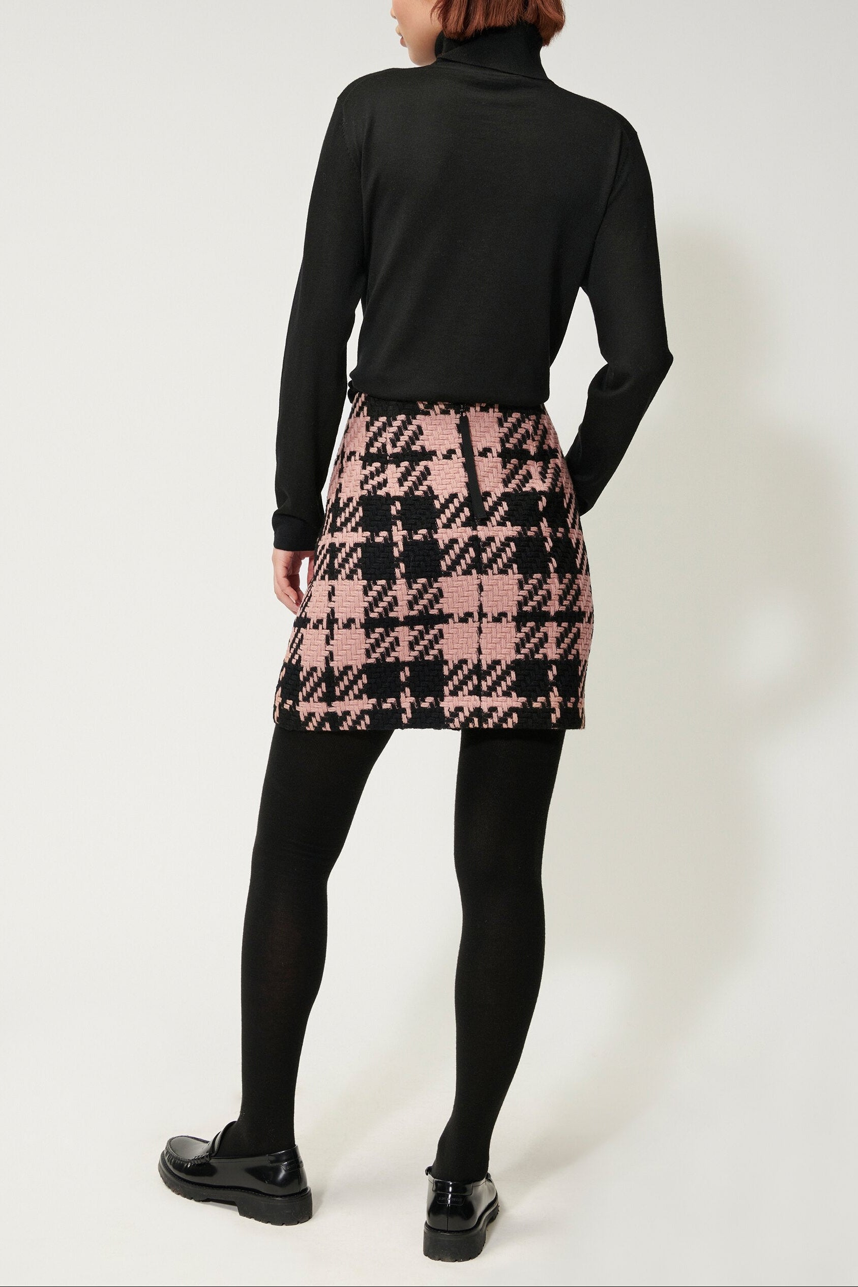 Rock in Two-Tone-Optik - the fancy woolcheck - Standard | Model Rück