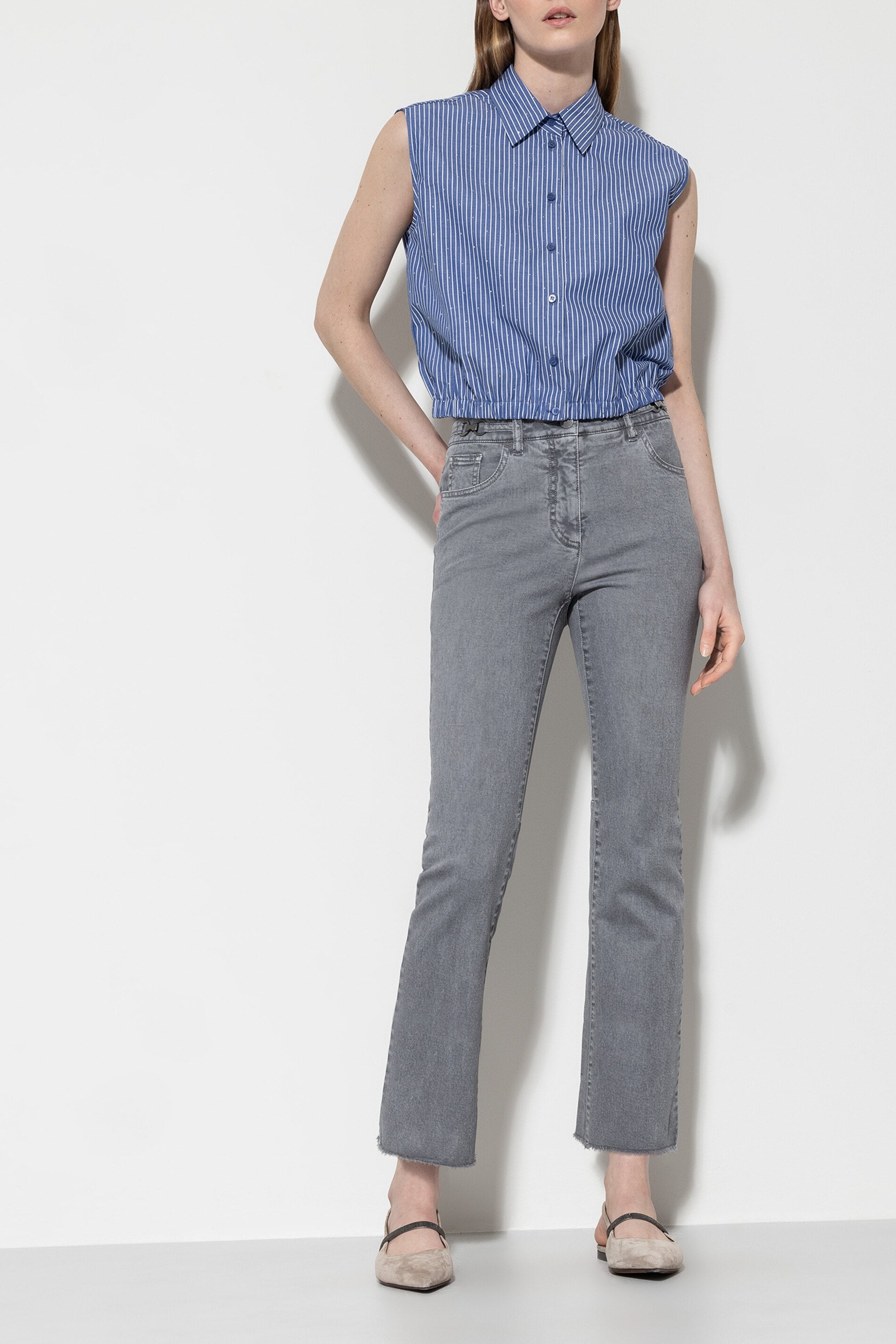 Authentic-Twill-Denim - soft grey - ohne Motiv | Model Front