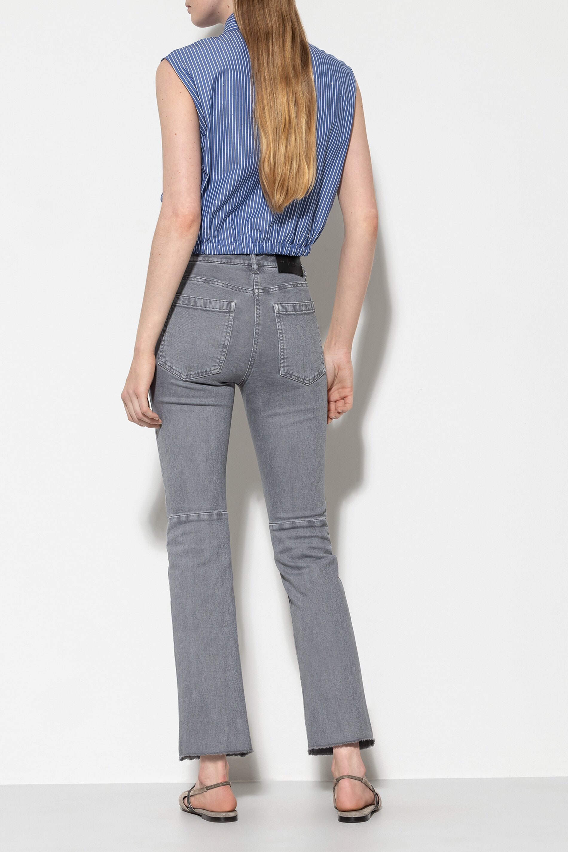 Authentic-Twill-Denim - soft grey - ohne Motiv | Model Rück