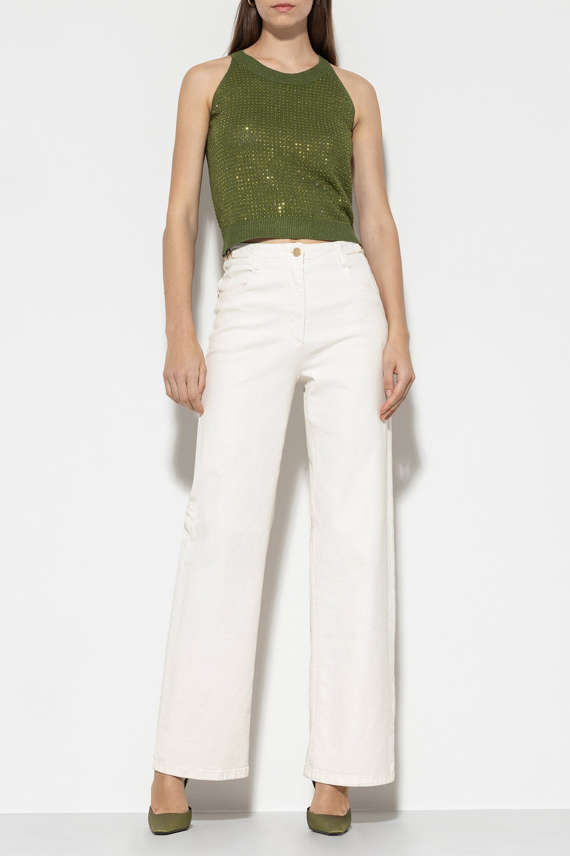 Authentic-Twill-Denim - creme - Standard | Model Front