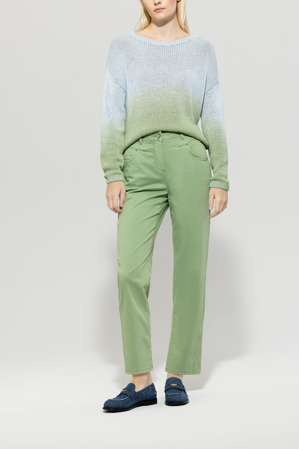 High-stretch tapered denim - smoky green - Standard