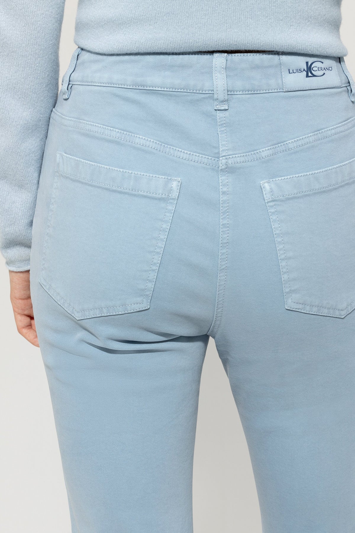 Authentic-Babyflare-Denim - sky blue - ohne Motiv | Model Detail