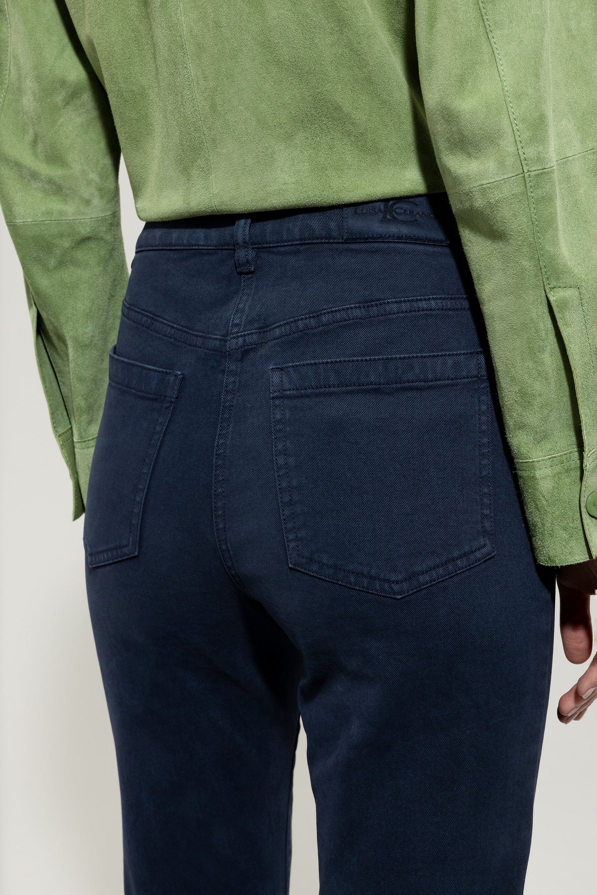 Authentic-Babyflare-Denim - jeans blue - ohne Motiv | Model Detail