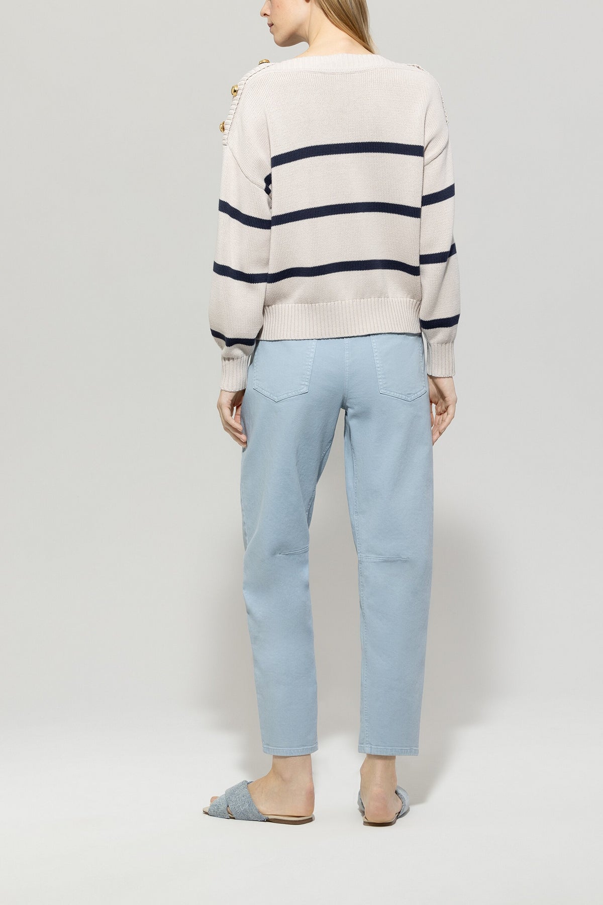 Authentic-Looseleg-Denim - sky blue - Standard | Model Rück