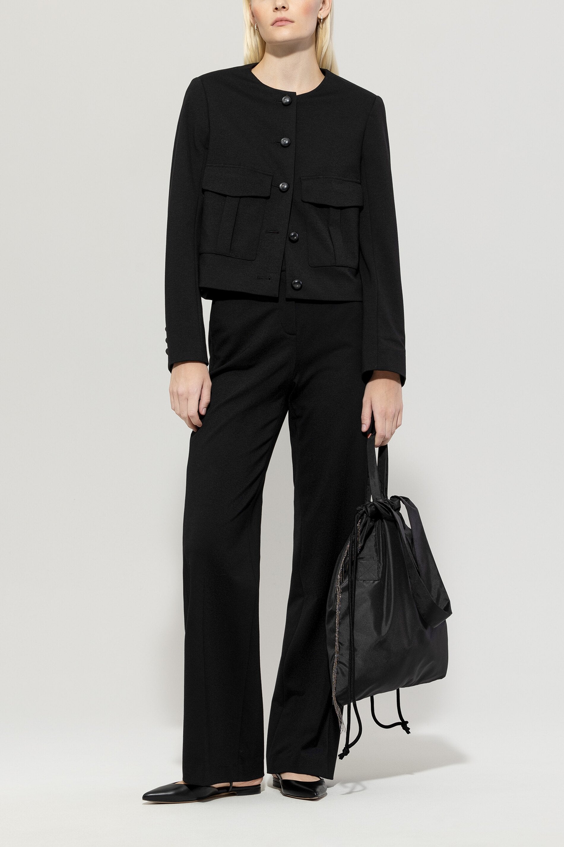 Hose aus Punto-Milano - deep black - Standard | Model Front