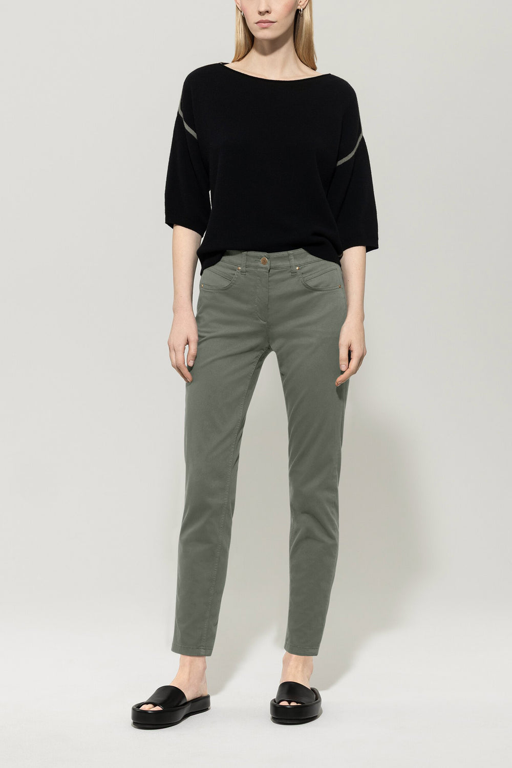 High-stretch color denim - cool khaki - Standard