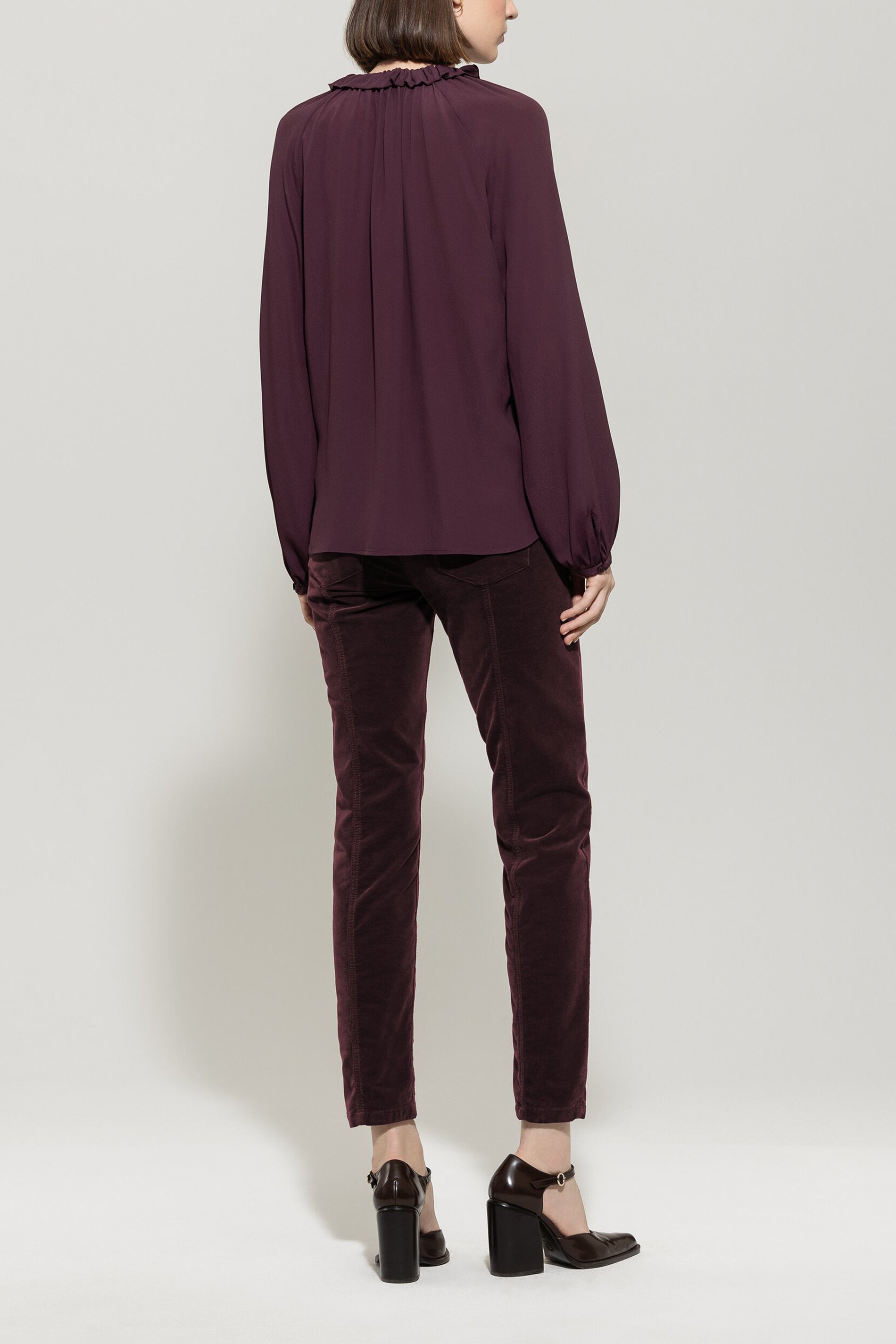 Skinny-Velvet-Pants - burgundy - Standard | Model Rück