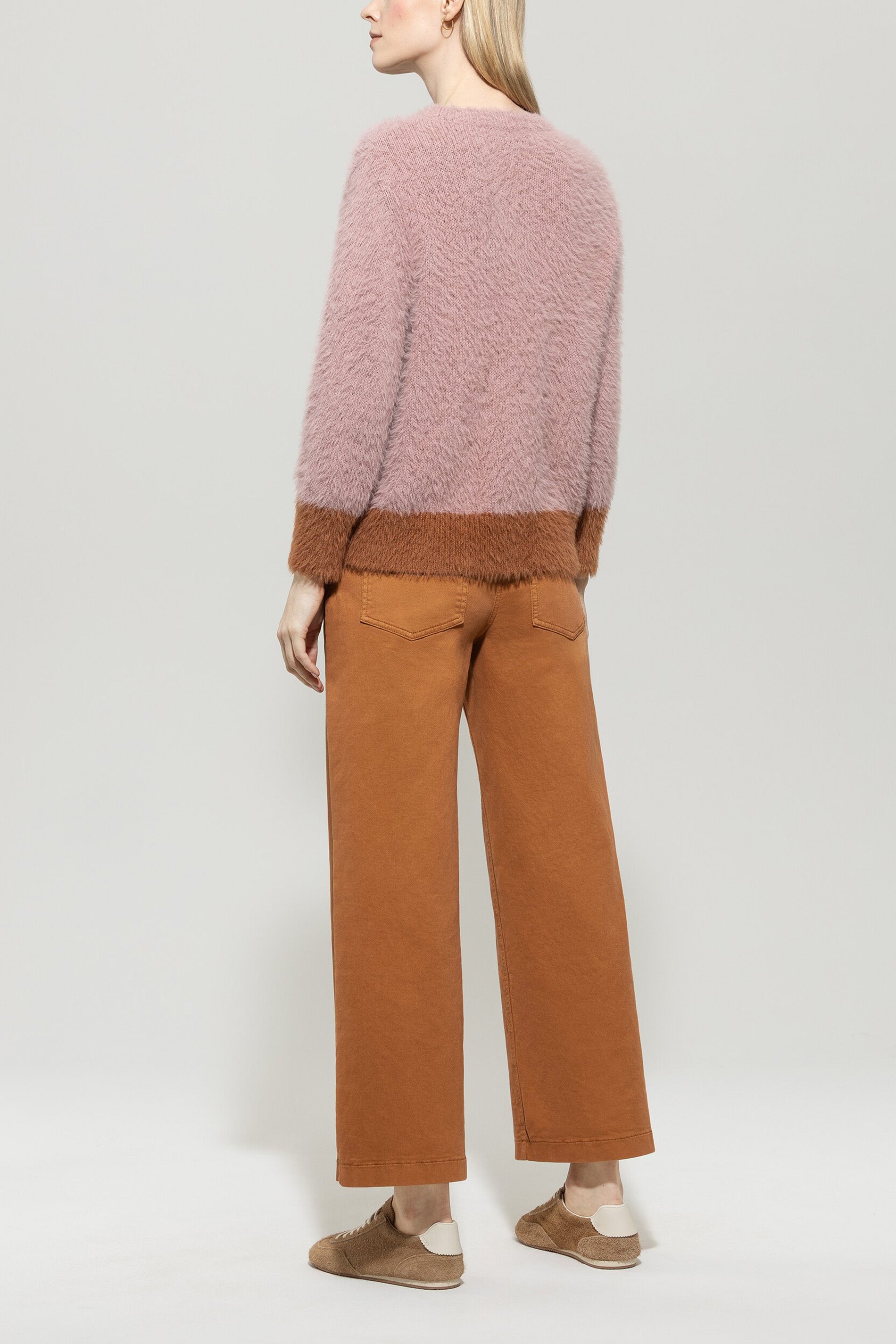 Authentic-Wideleg-Denim - cinnamon - Standard | Model Rück