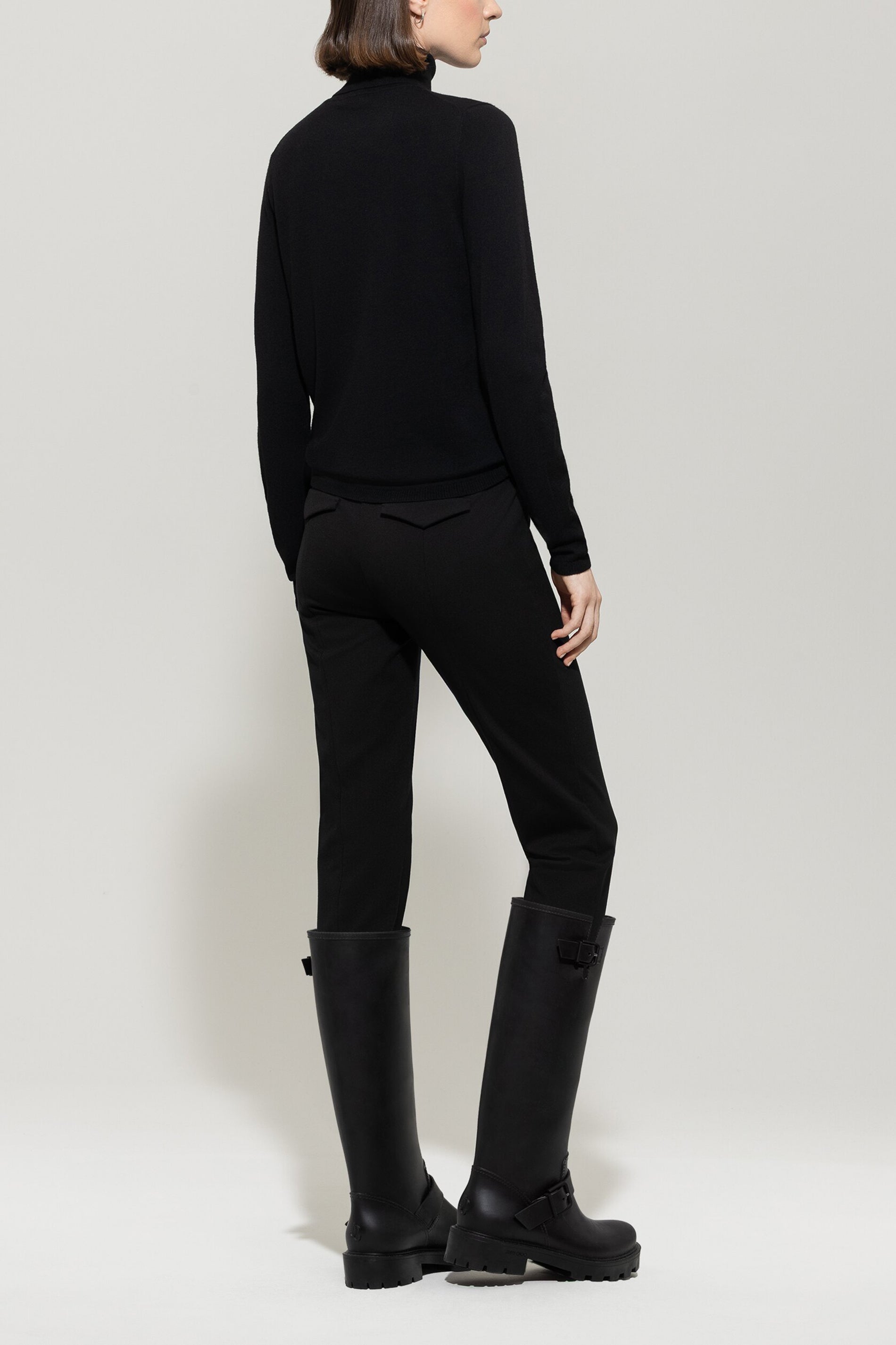 Joggpants aus Punto-Milano - deep black - Standard | Model Rück