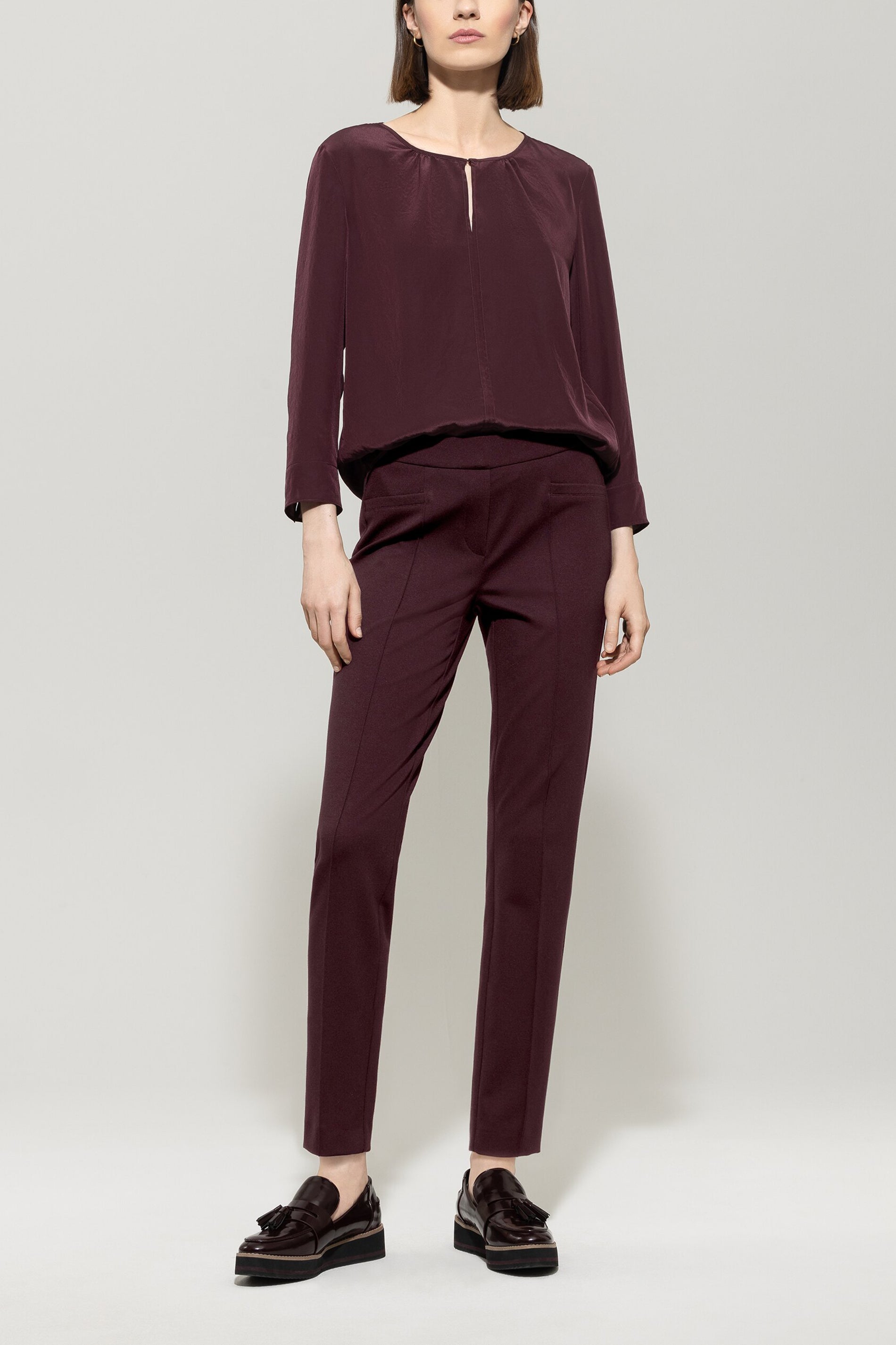 Joggpants aus Punto-Milano - burgundy - Standard | Model Front