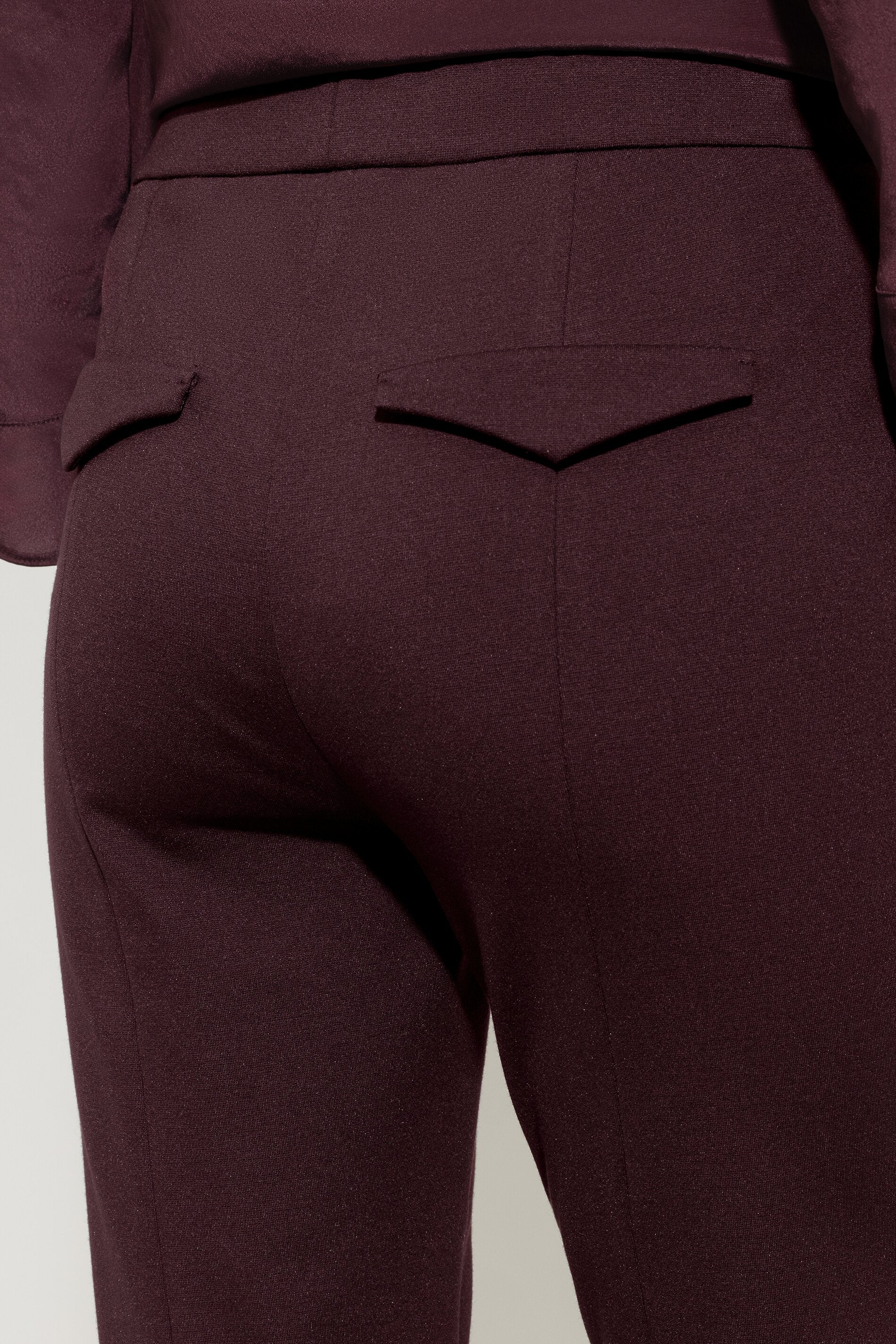 Joggpants aus Punto-Milano - burgundy - Standard | Model Detail