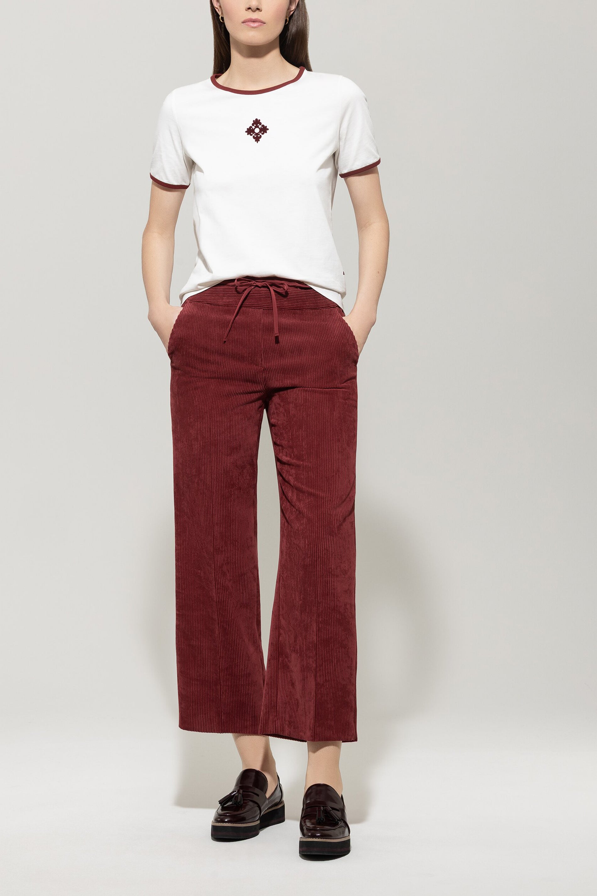 Cord-Wideleg-Joggpants - berry red - Standard | Model Front