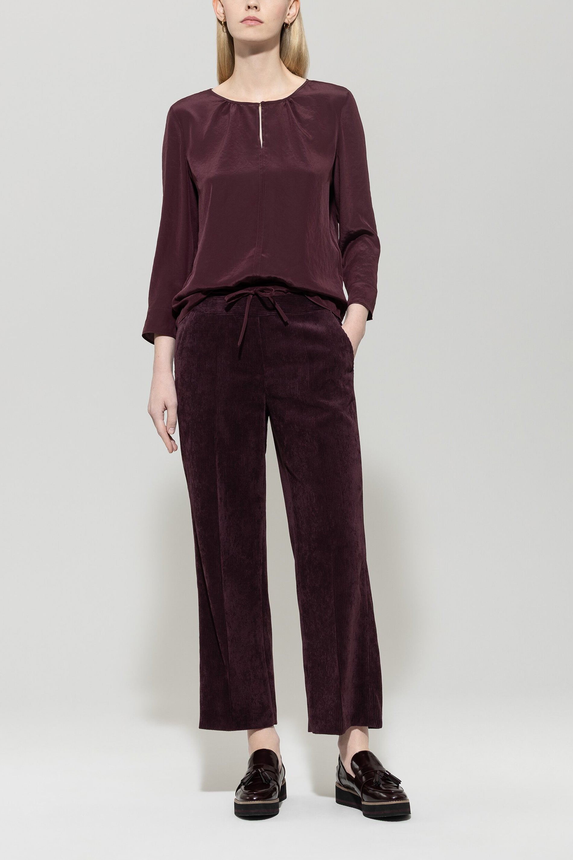 Cord-Wideleg-Joggpants - burgundy - Standard | Model Front