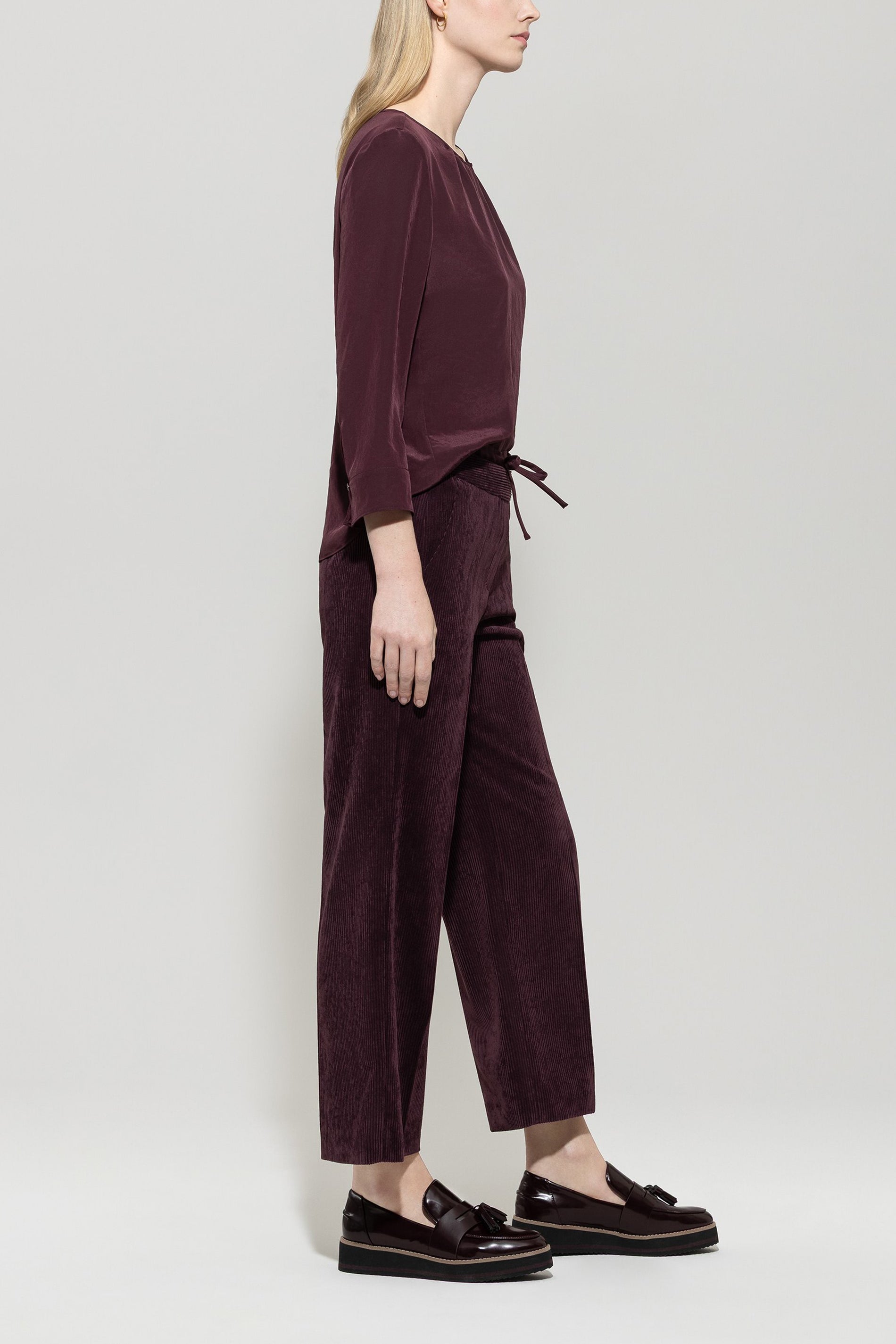 Cord-Wideleg-Joggpants - burgundy - Standard | Model Seite