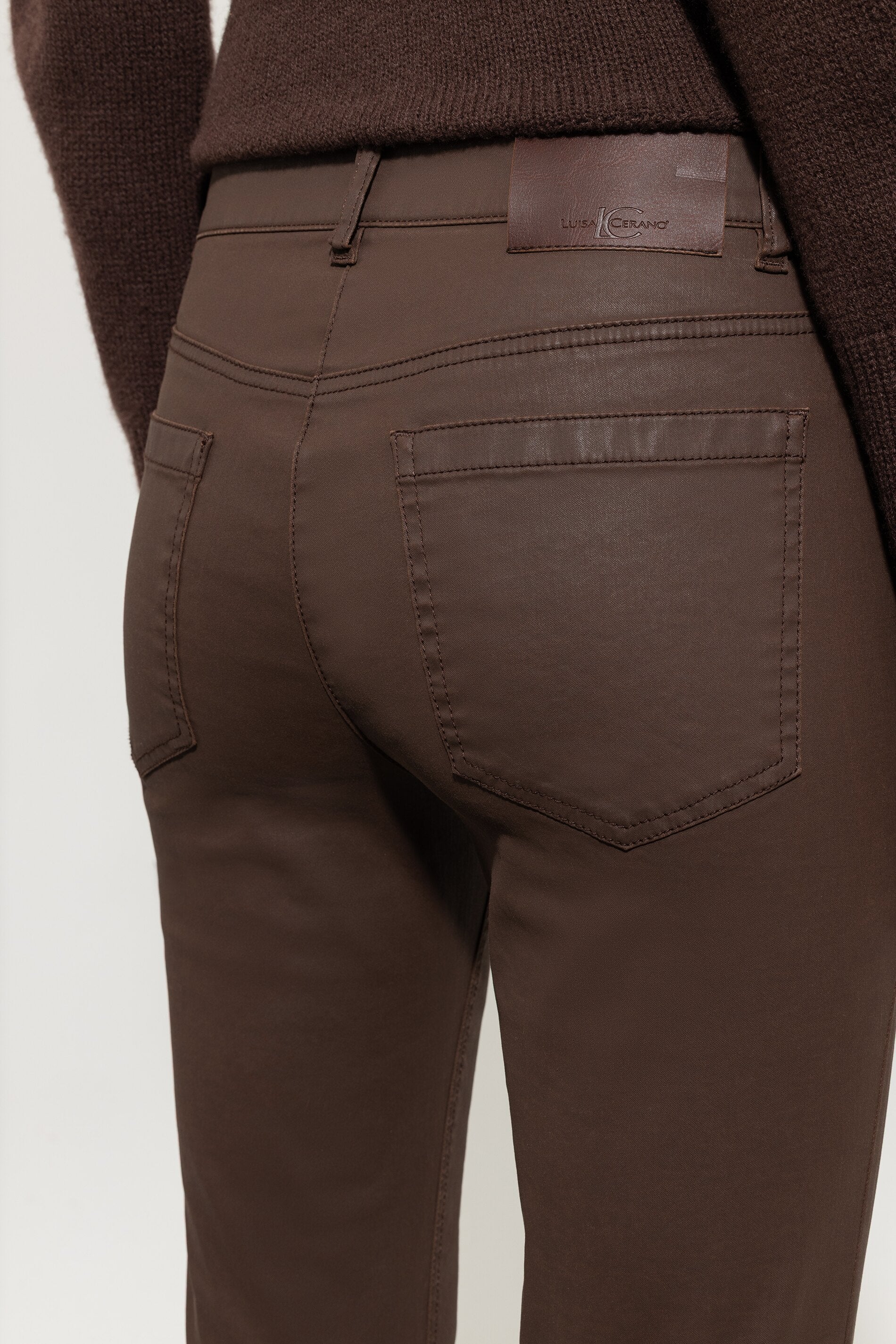 Flared-Pants in Leder-Optik - walnut - Standard | Model Detail