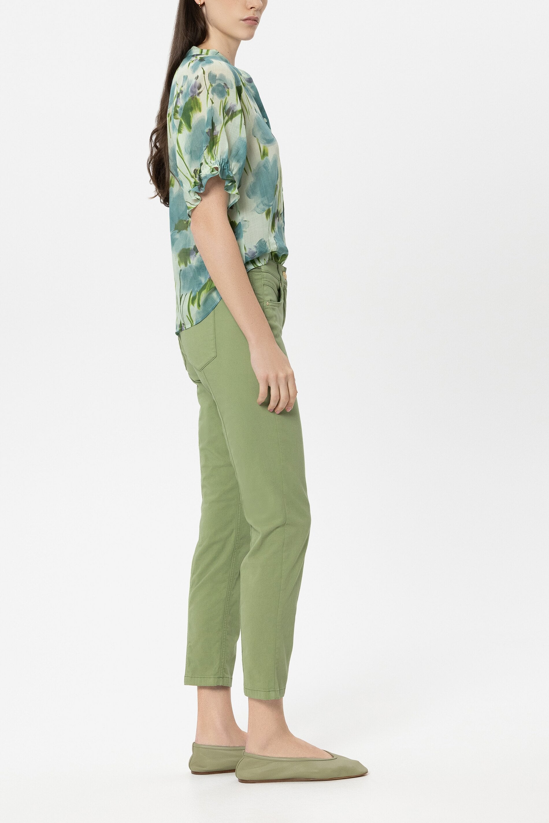 High-Stretch-Skinny-Denim - moss green - Standard | Model Seite