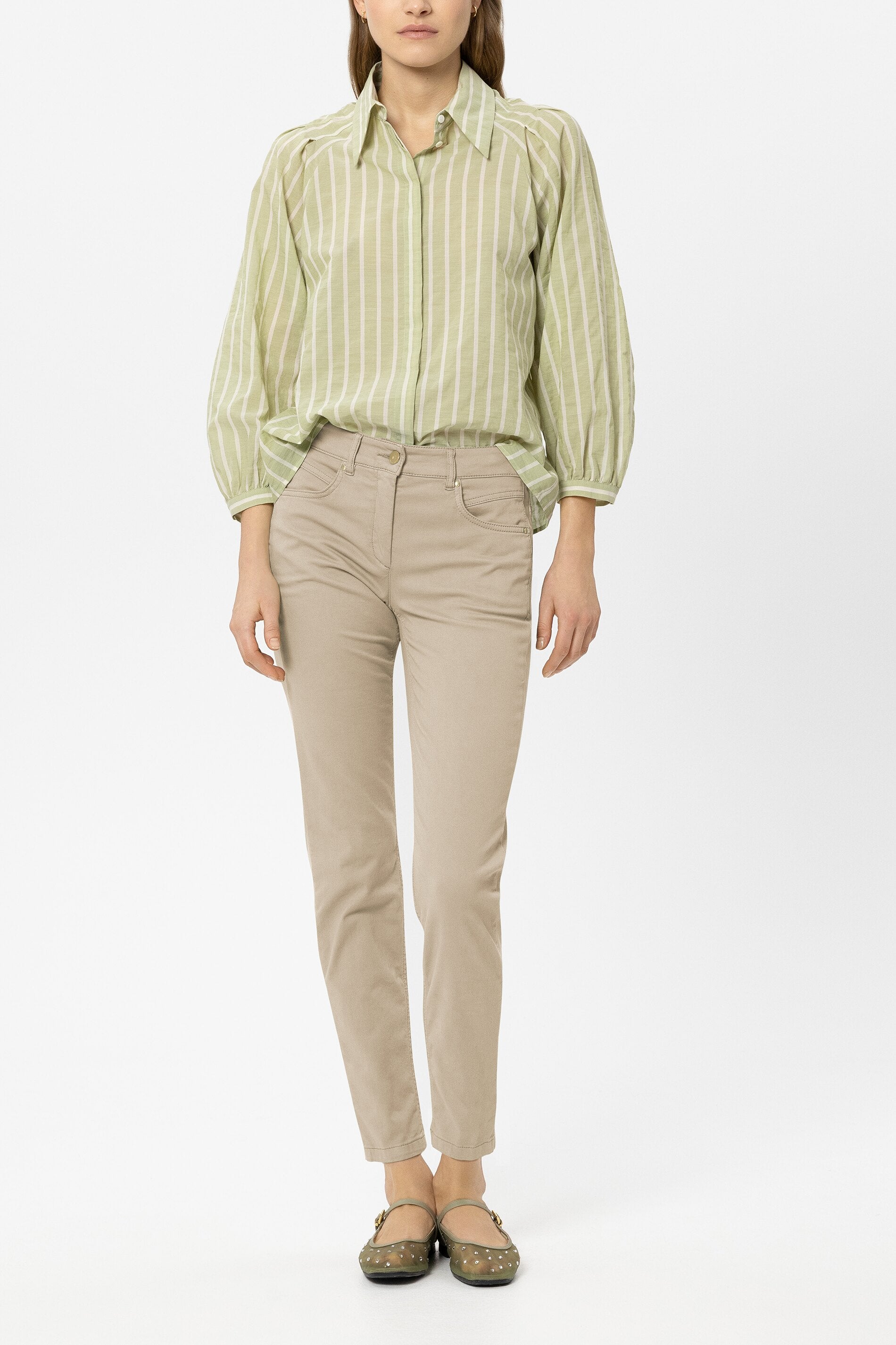 High-Stretch-Skinny-Denim - sand - Standard | Model Front