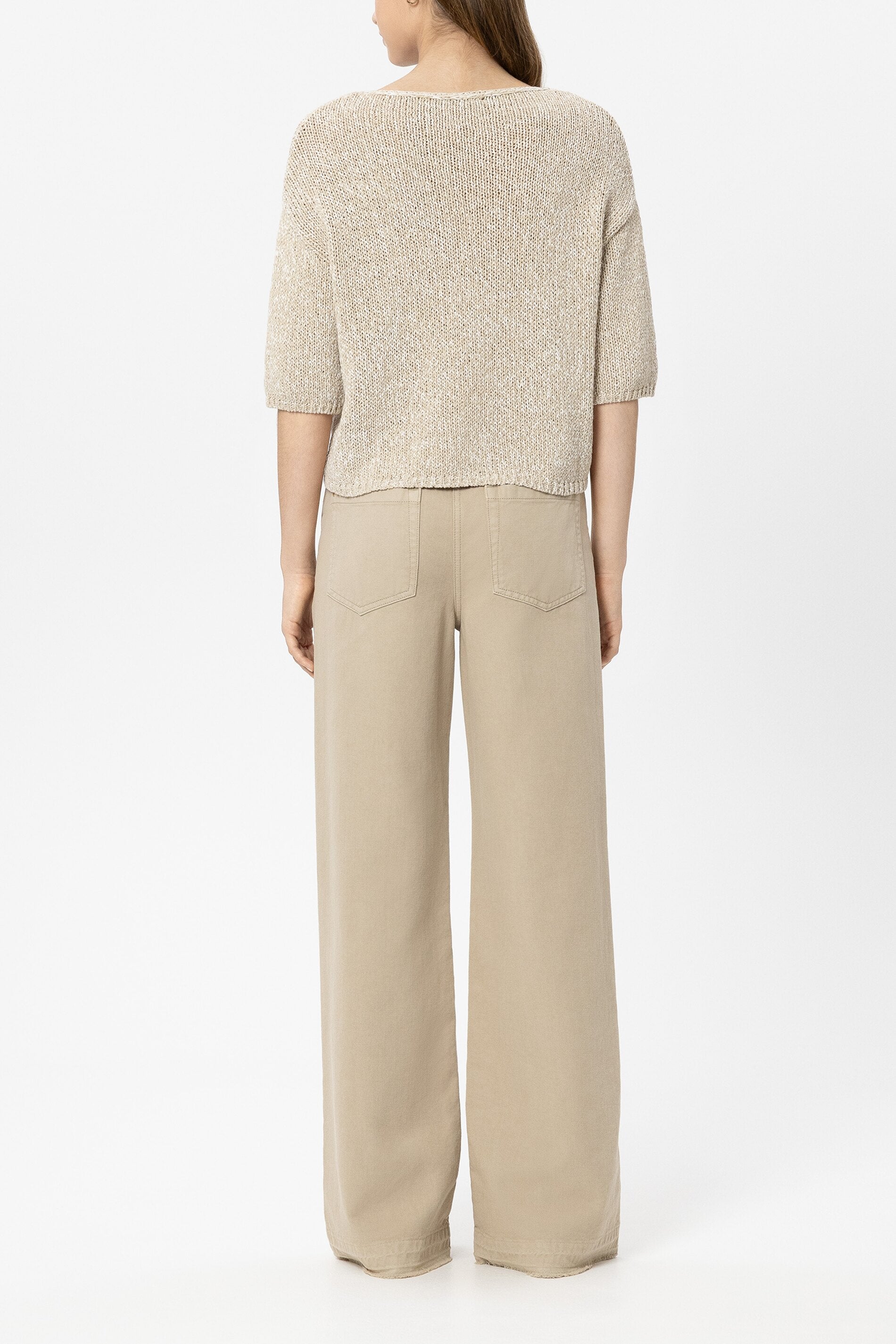 Wideleg-Denim mit Bindegürtel - sand - Standard | Model Rück