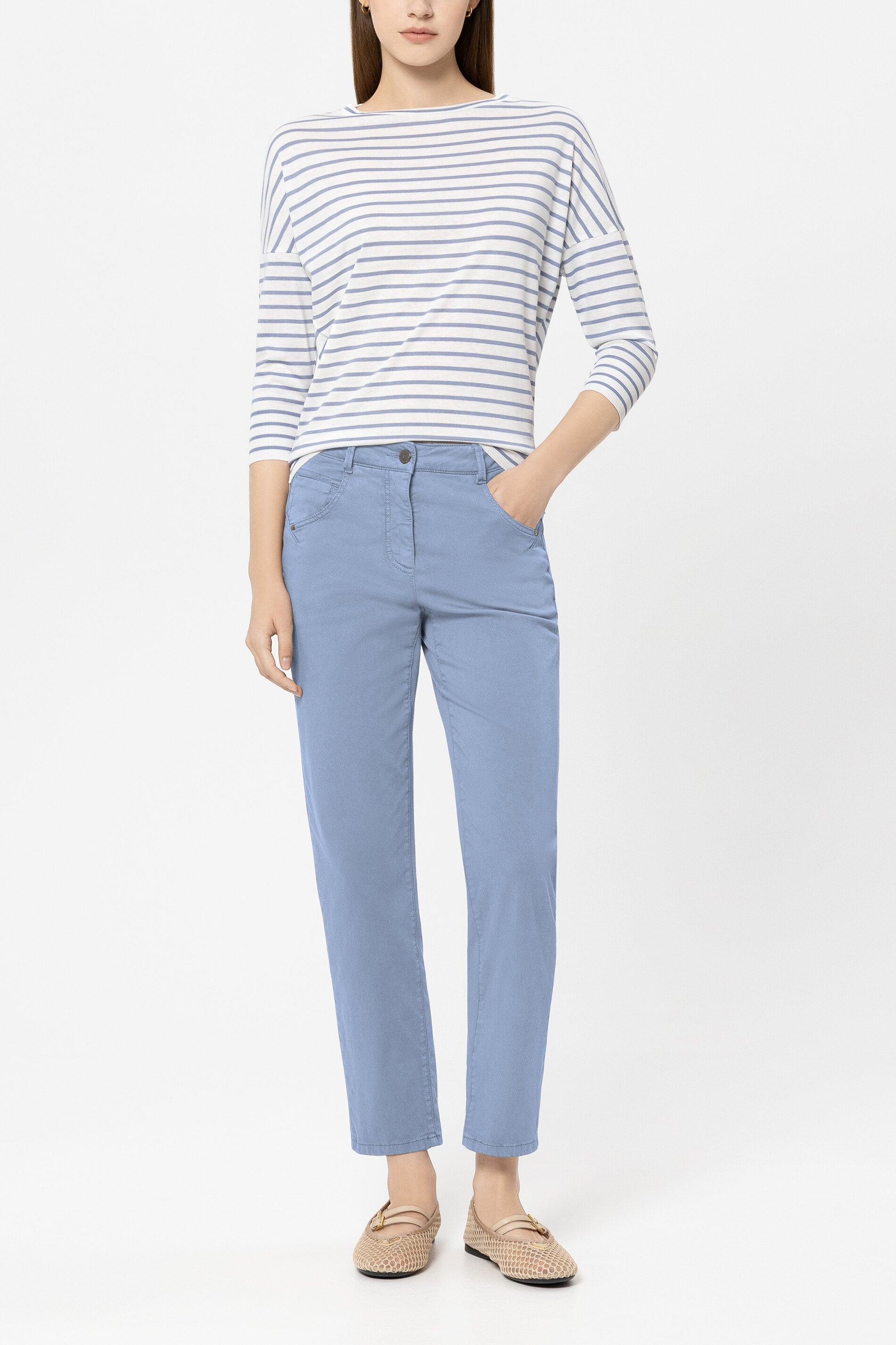 High-Stretch-Tapered-Denim - casual blue - Standard | Model Front