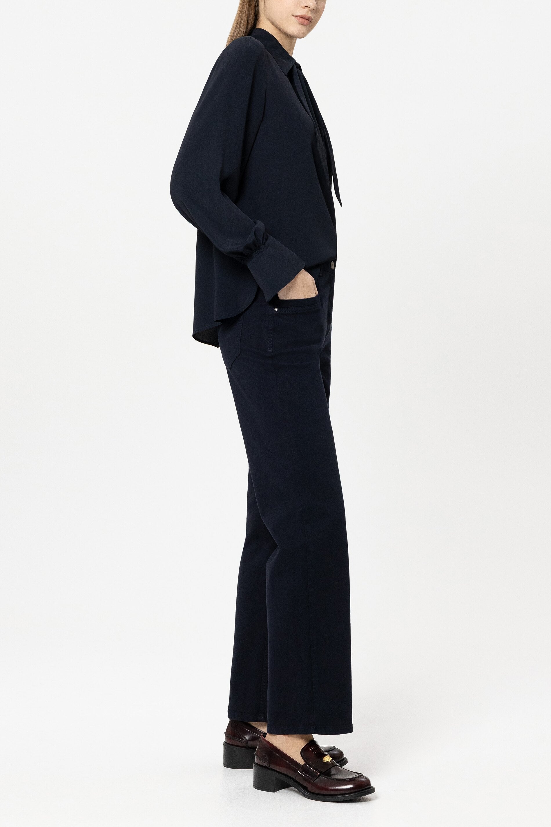 Authentic-Straightleg-Denim - navy blue - Standard | Model Seite