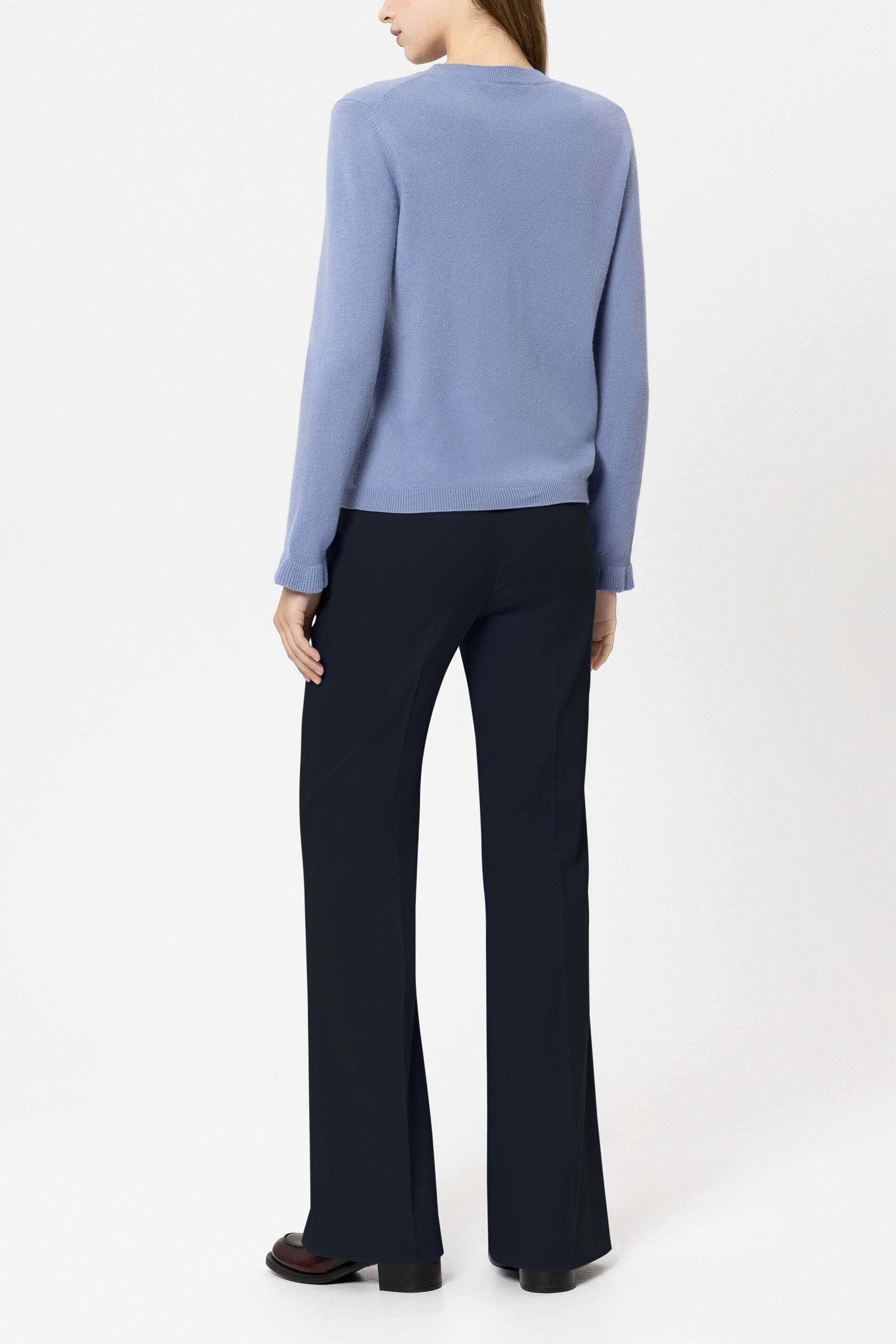 Gabardine-Flared-Pants - navy blue - Standard | Model Rück