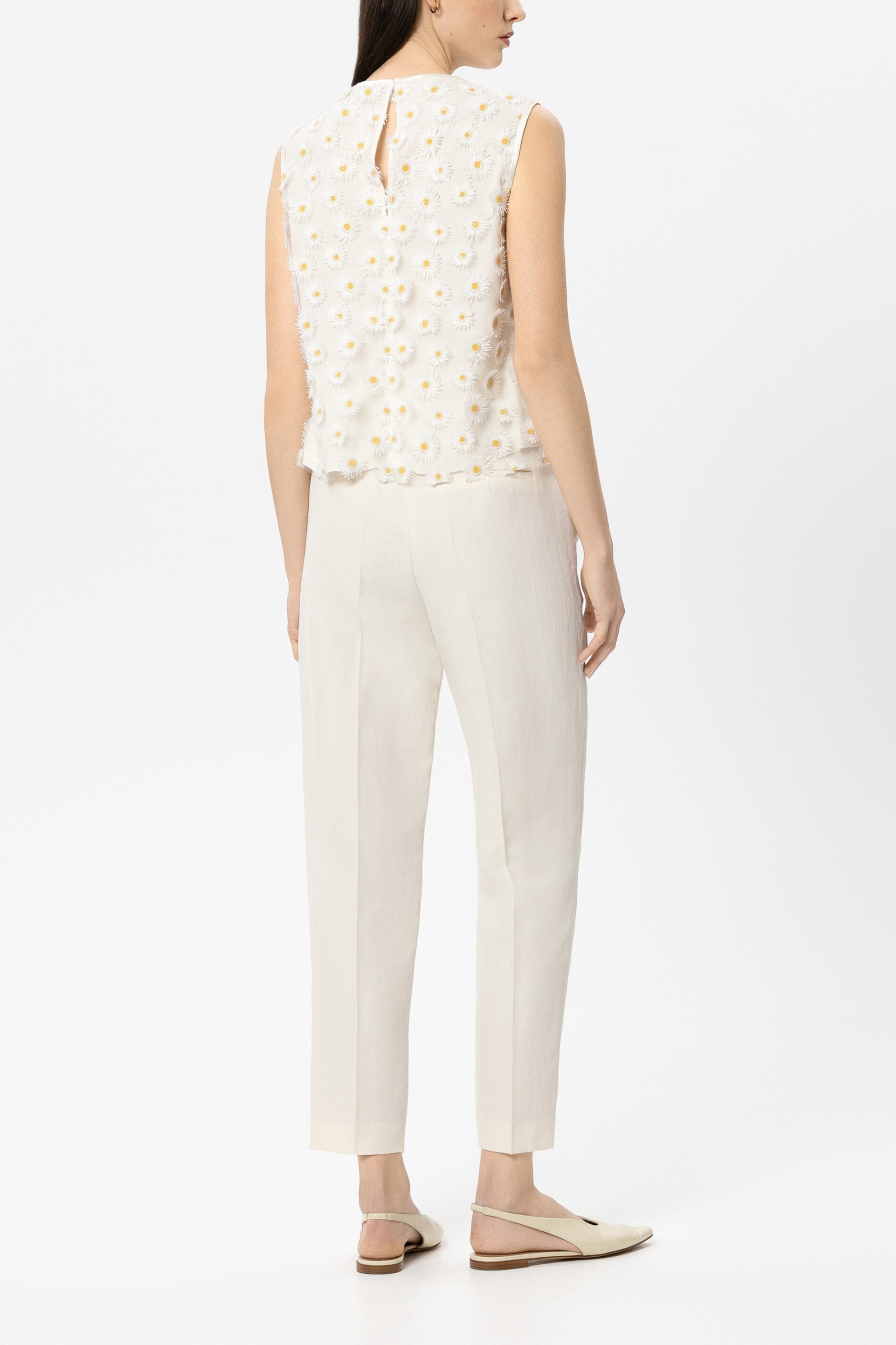 Tapered-Pants aus Leinen-Mix - milk - Standard | Model Rück